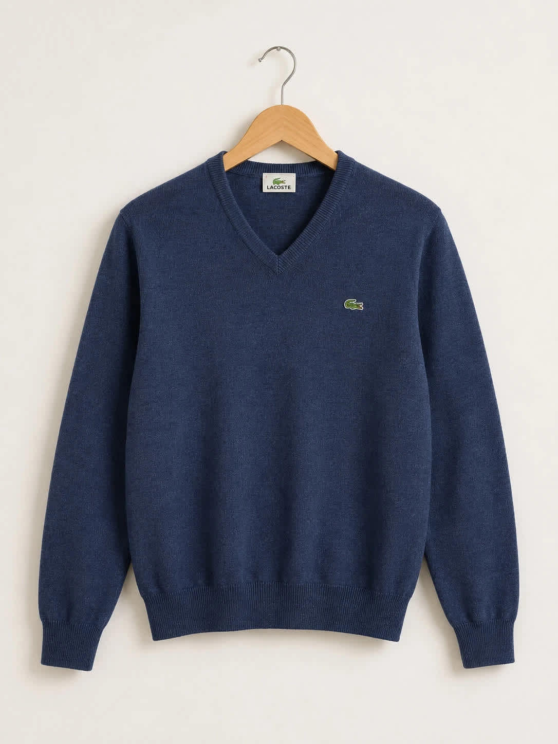 Lacoste Bleu Marine Pull Col V Manches Longues 100% laine - taille 2 (Small)