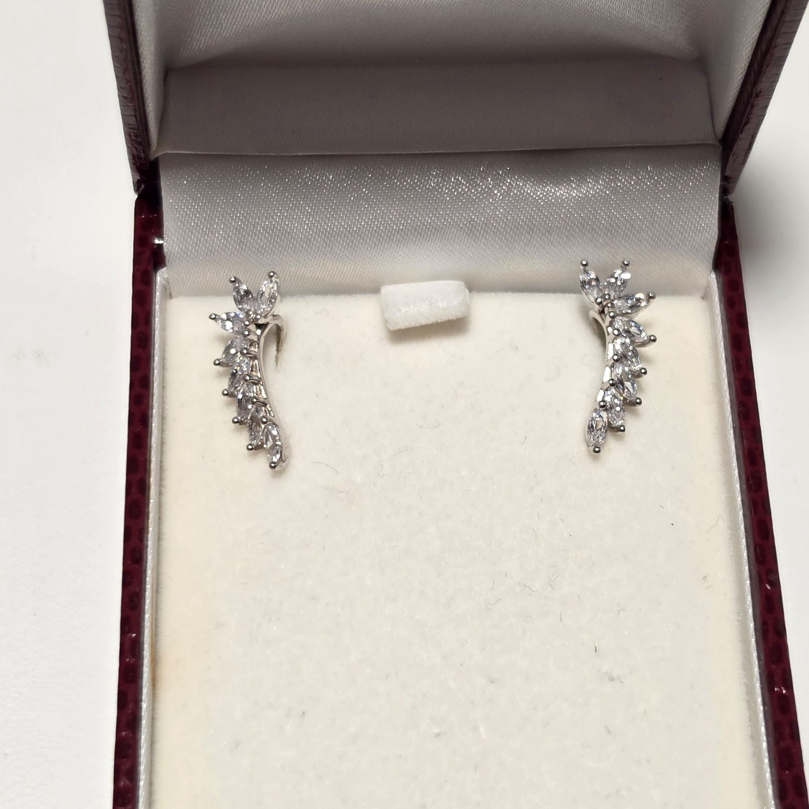 925 Silver Tone Leaf Design Crystal Earrings b4
