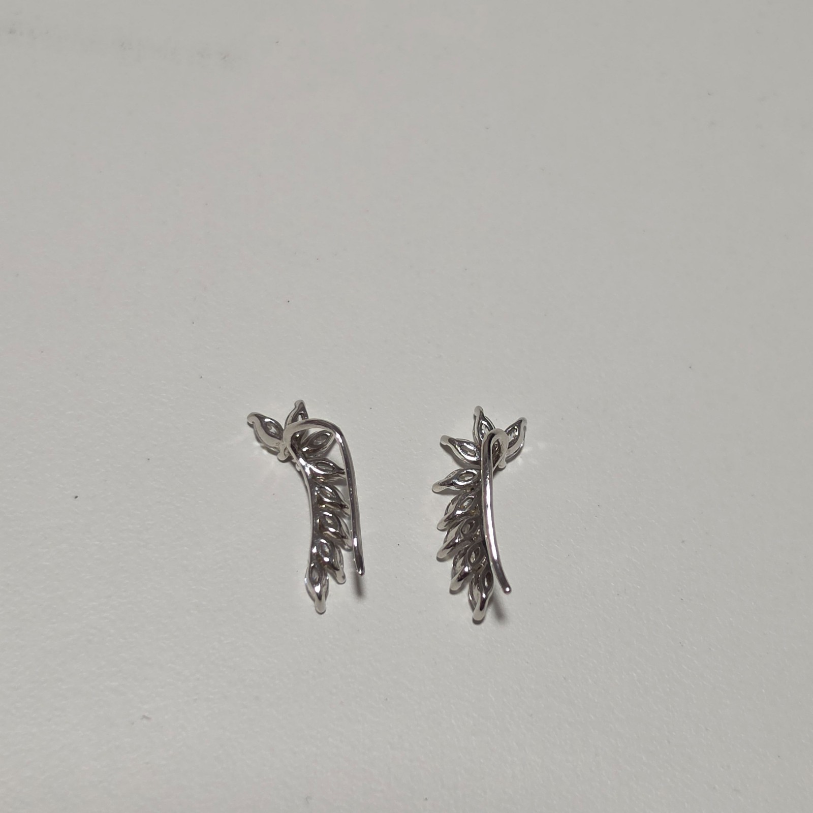 925 Silver Tone Leaf Design Crystal Earrings b4 image 4