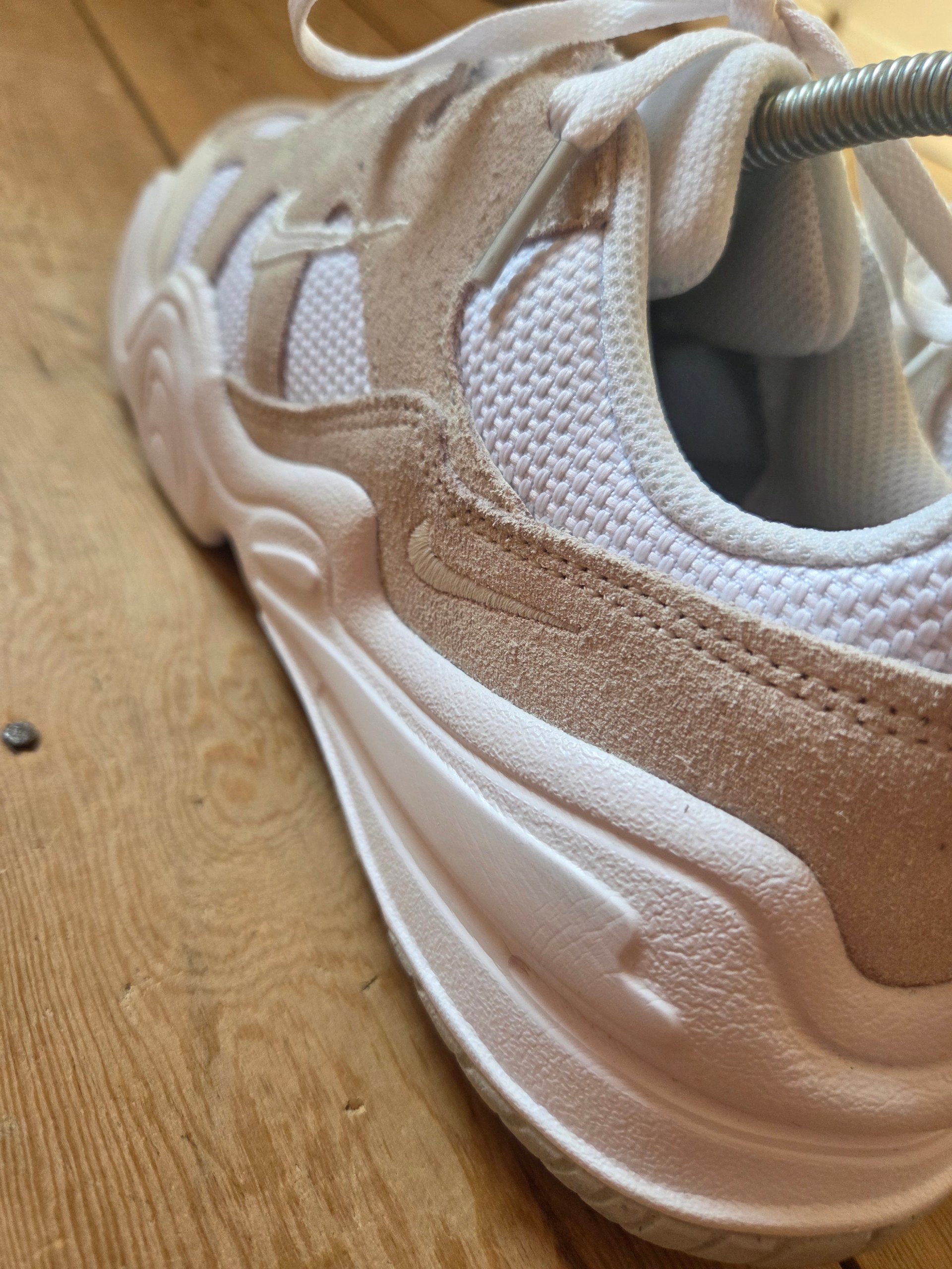 Nike Tech Hera White Photon Dust Women’s UK 5.5 Trainers DR9761-100 image 8