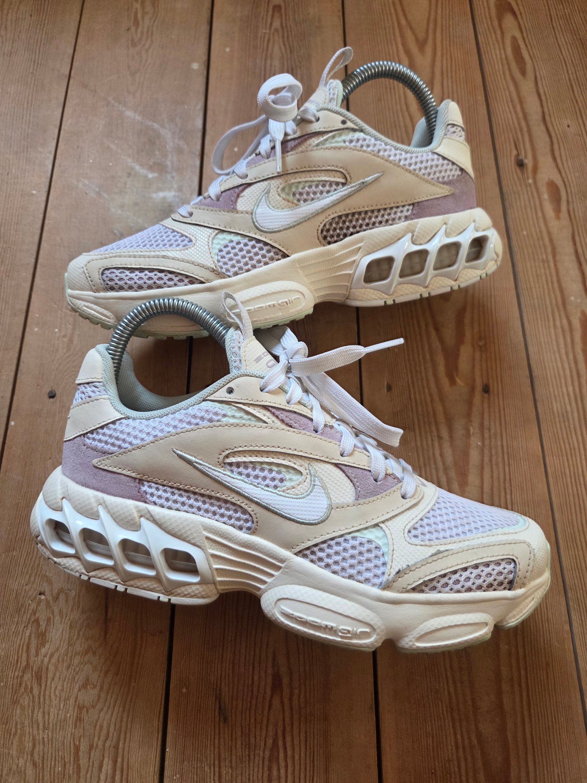 Nike Zoom Air Fire ‘Pearl White Iced Lilac’ Women’s UK 4 Trainers CW3876-200