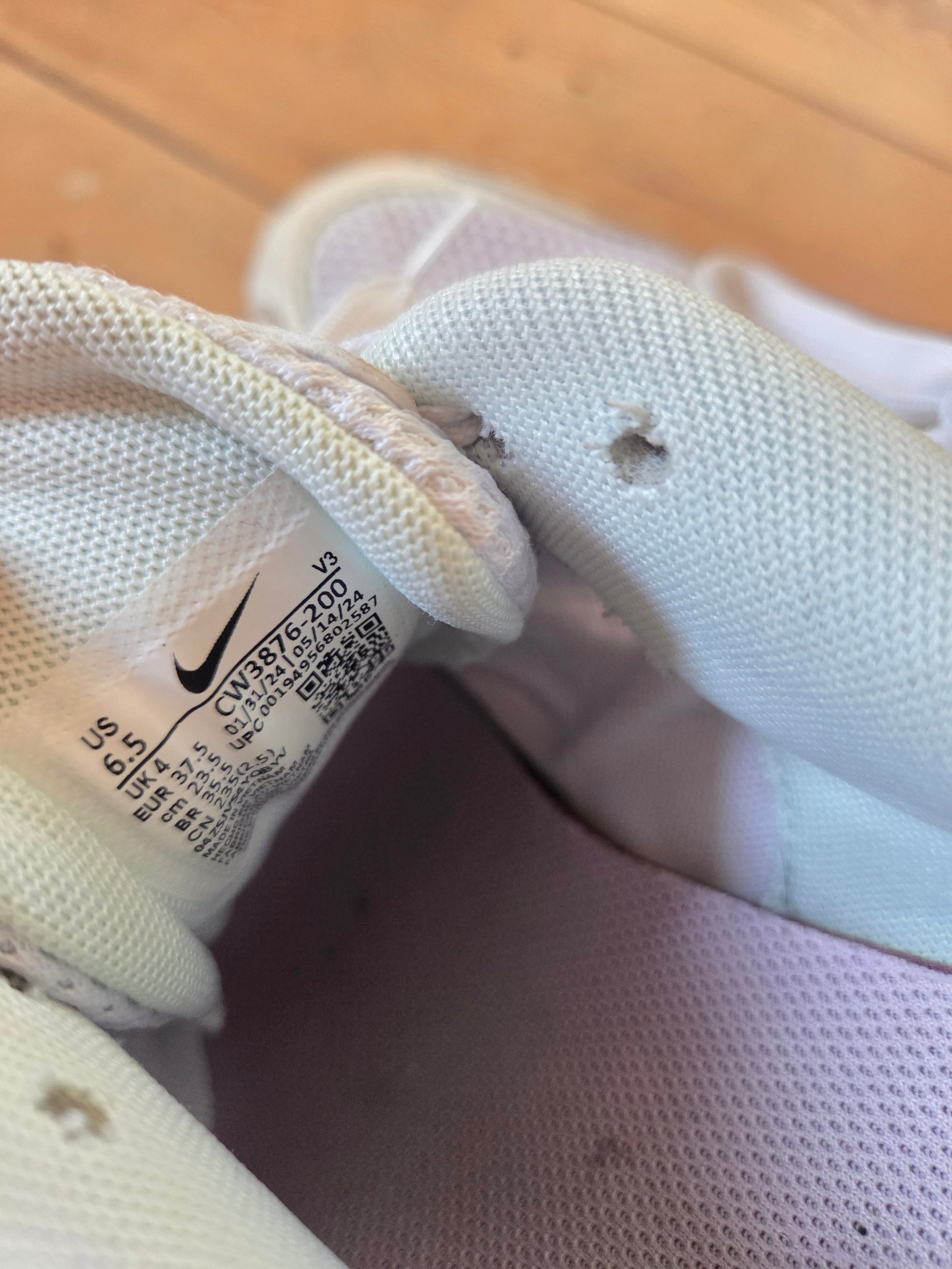Nike Zoom Air Fire ‘Pearl White Iced Lilac’ Women’s UK 4 Trainers CW3876-200 image 4