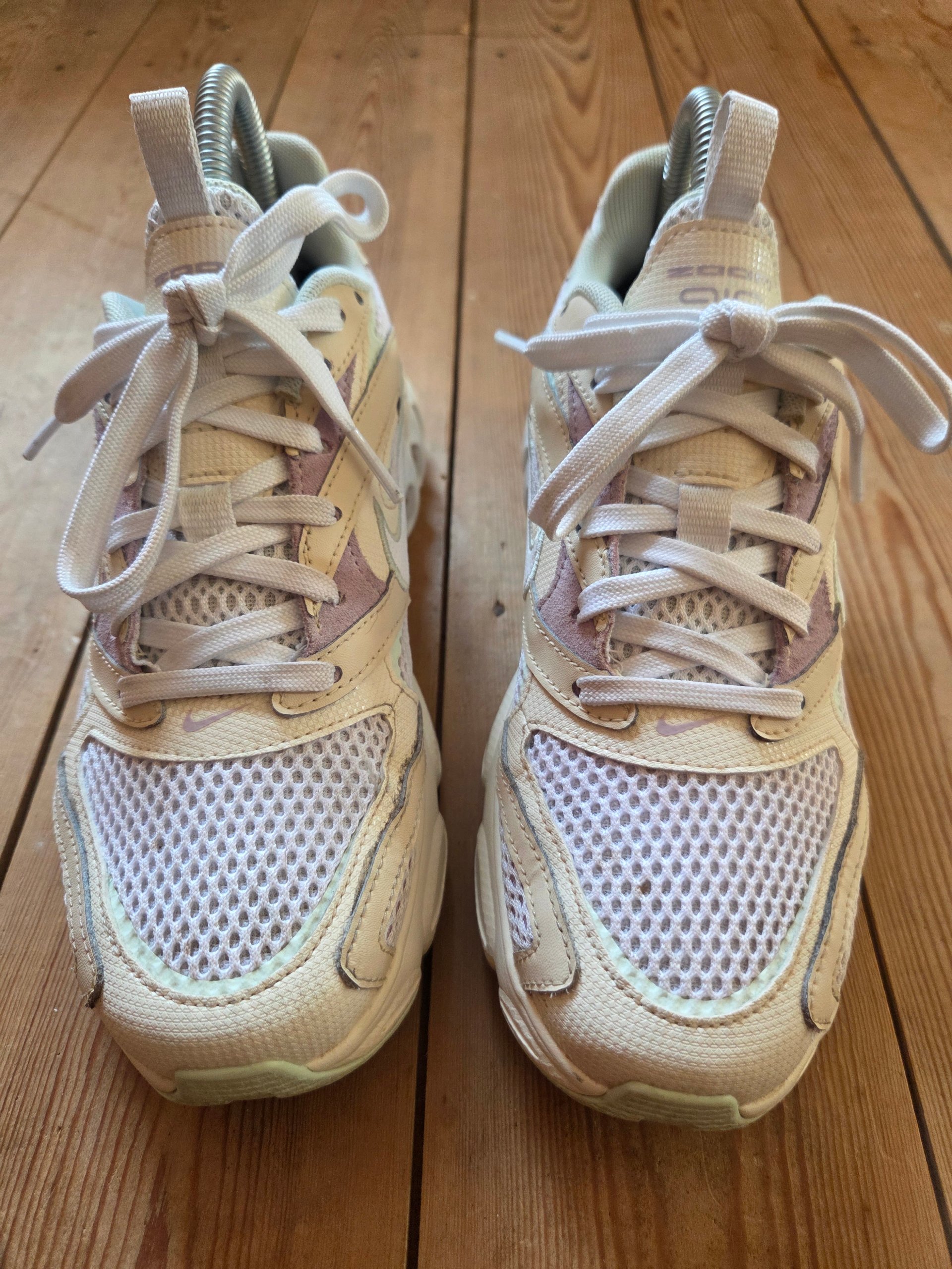 Nike Zoom Air Fire ‘Pearl White Iced Lilac’ Women’s UK 4 Trainers CW3876-200 image 5