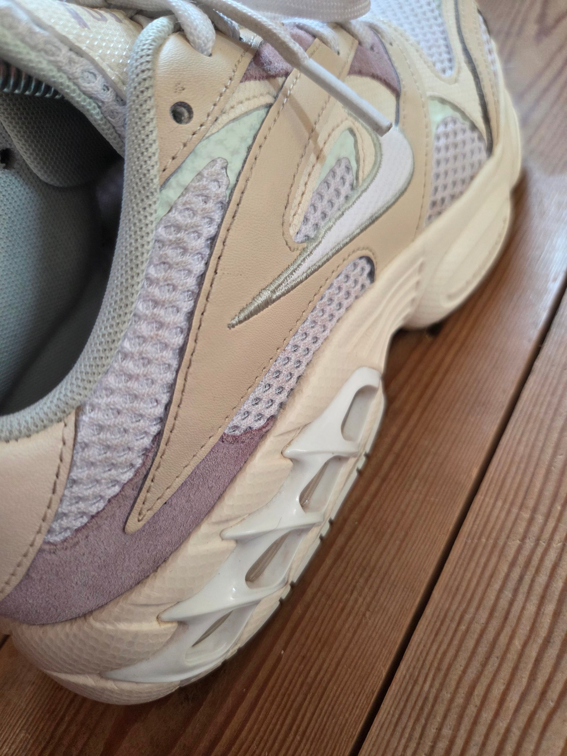 Nike Zoom Air Fire ‘Pearl White Iced Lilac’ Women’s UK 4 Trainers CW3876-200 image 10