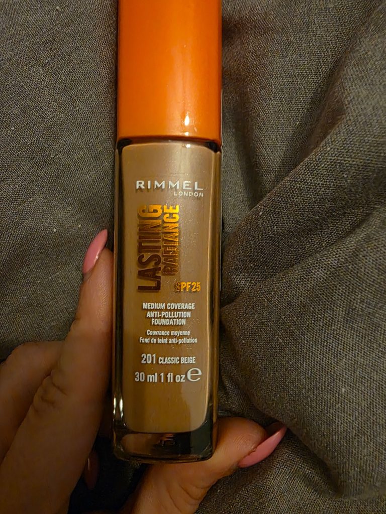 Rimmel London Classic Beige Lasting Radiance Foundation 30ml Unisex