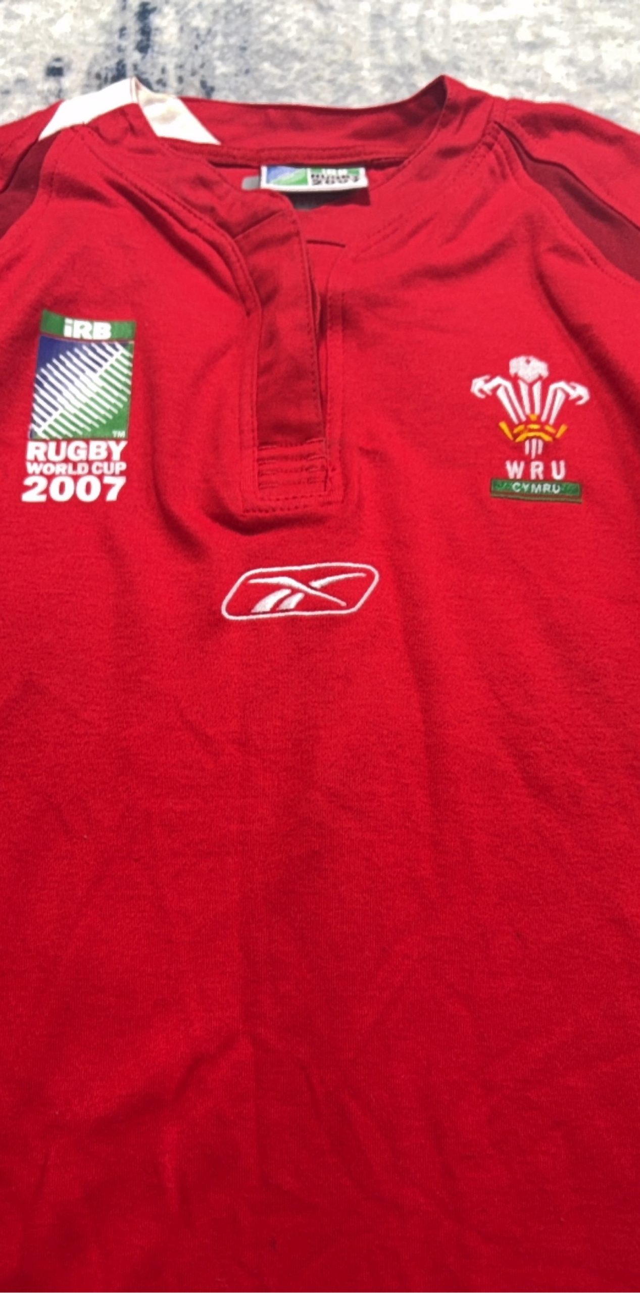 Reebok Red WRU Cymru Rugby World Cup 2007 Long Sleeve Top Large image 4