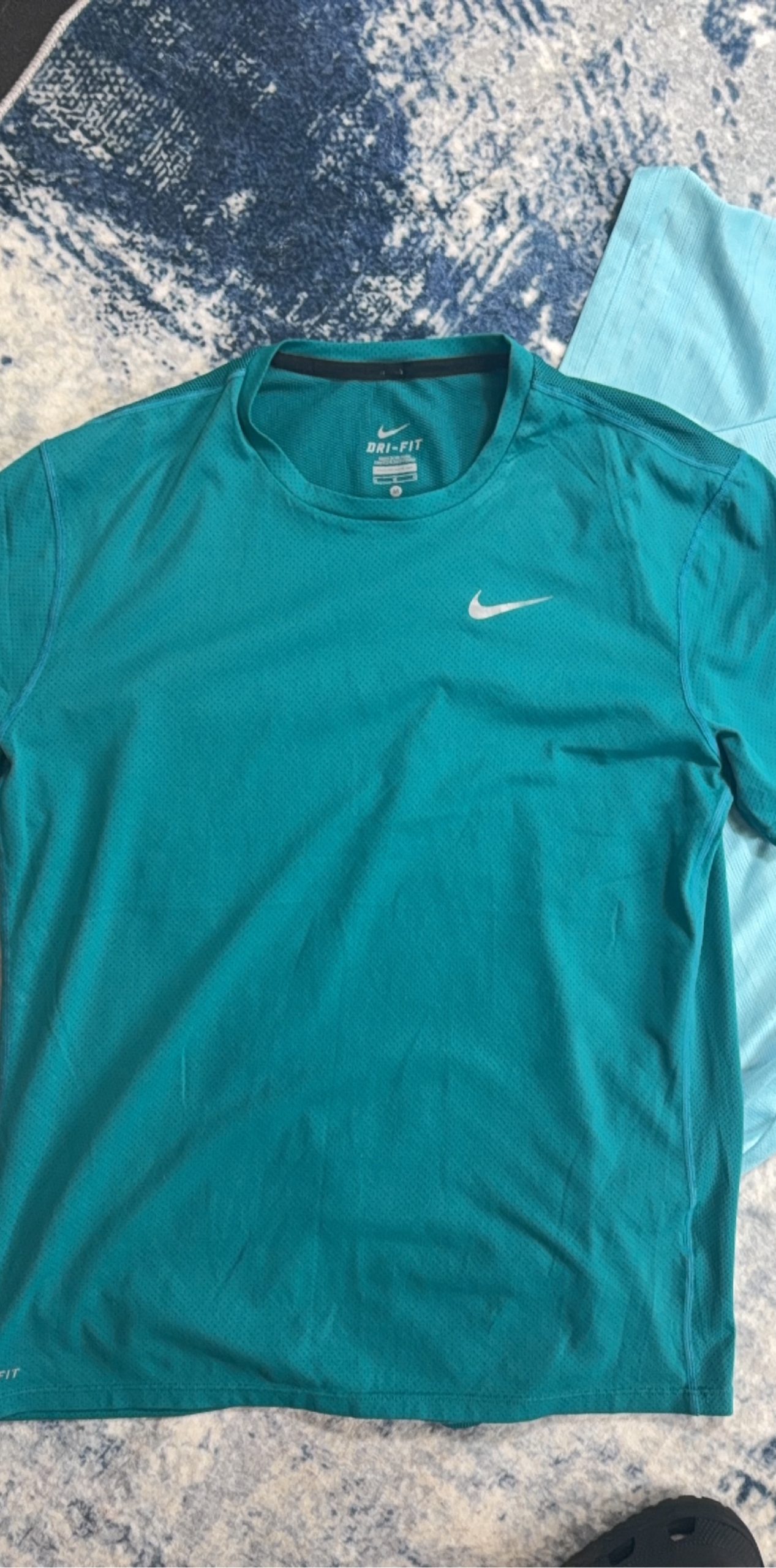 Nike Men's Teal & Light Blue Dri-FIT Running T-Shirts Medium image 2
