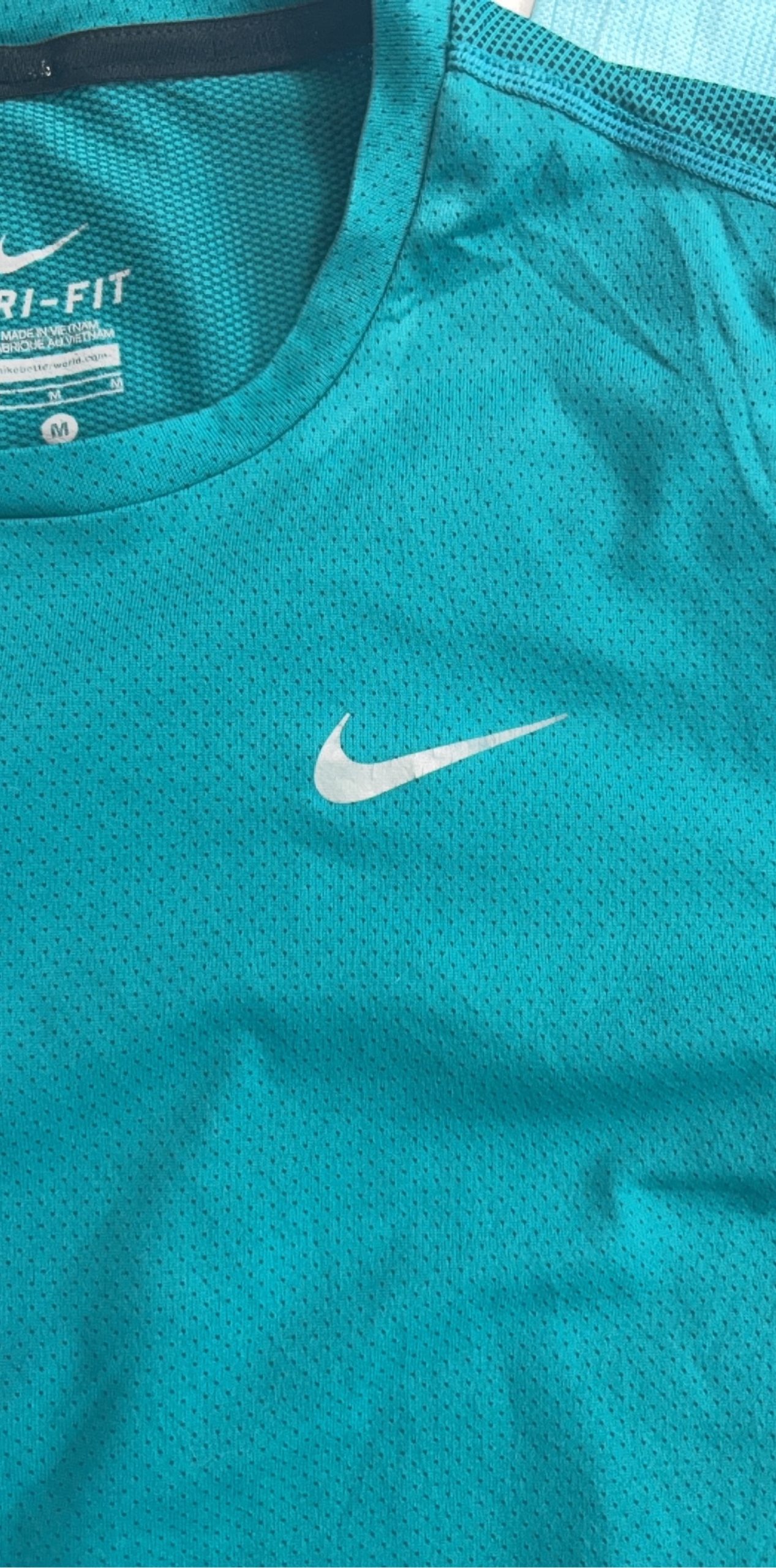 Nike Men's Teal & Light Blue Dri-FIT Running T-Shirts Medium image 3