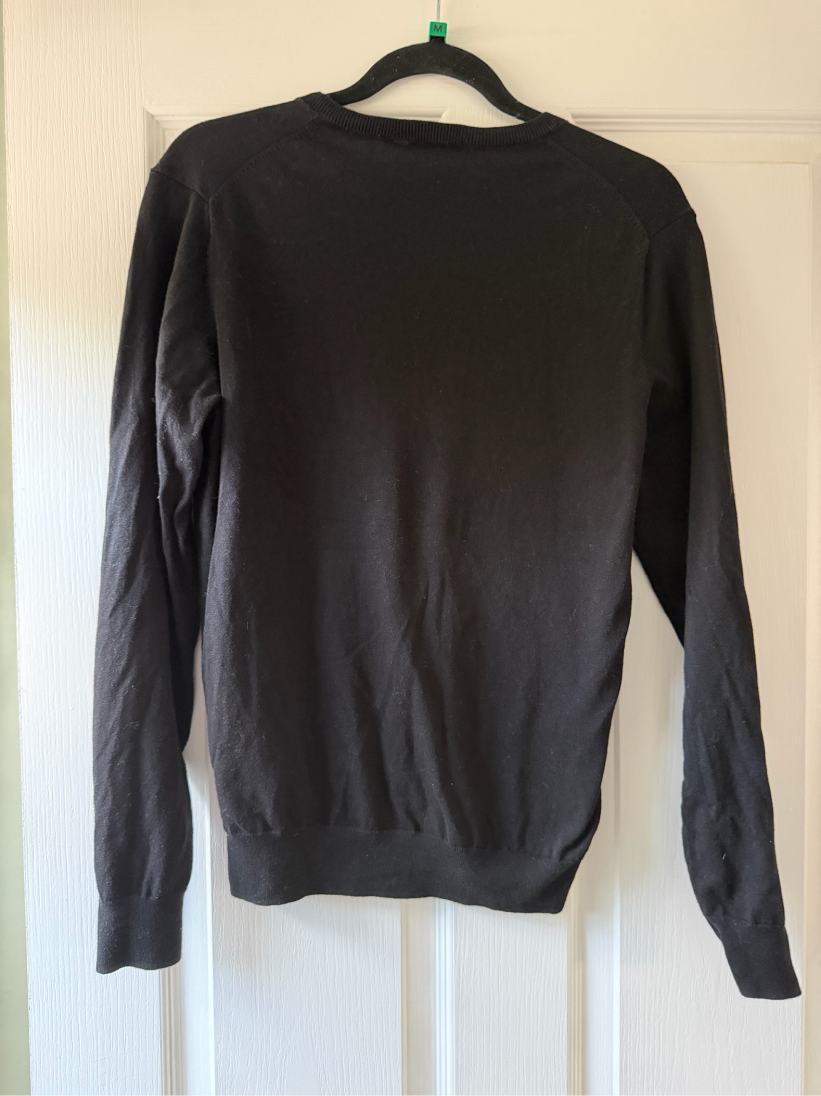 Uniqlo Black V-Neck Knit Sweater - Small image 4