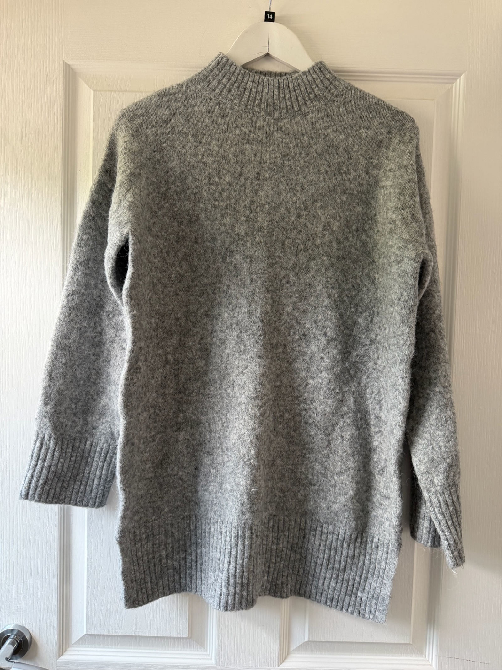 Tu Woman Grey Knit Sweater Small Wool Blend