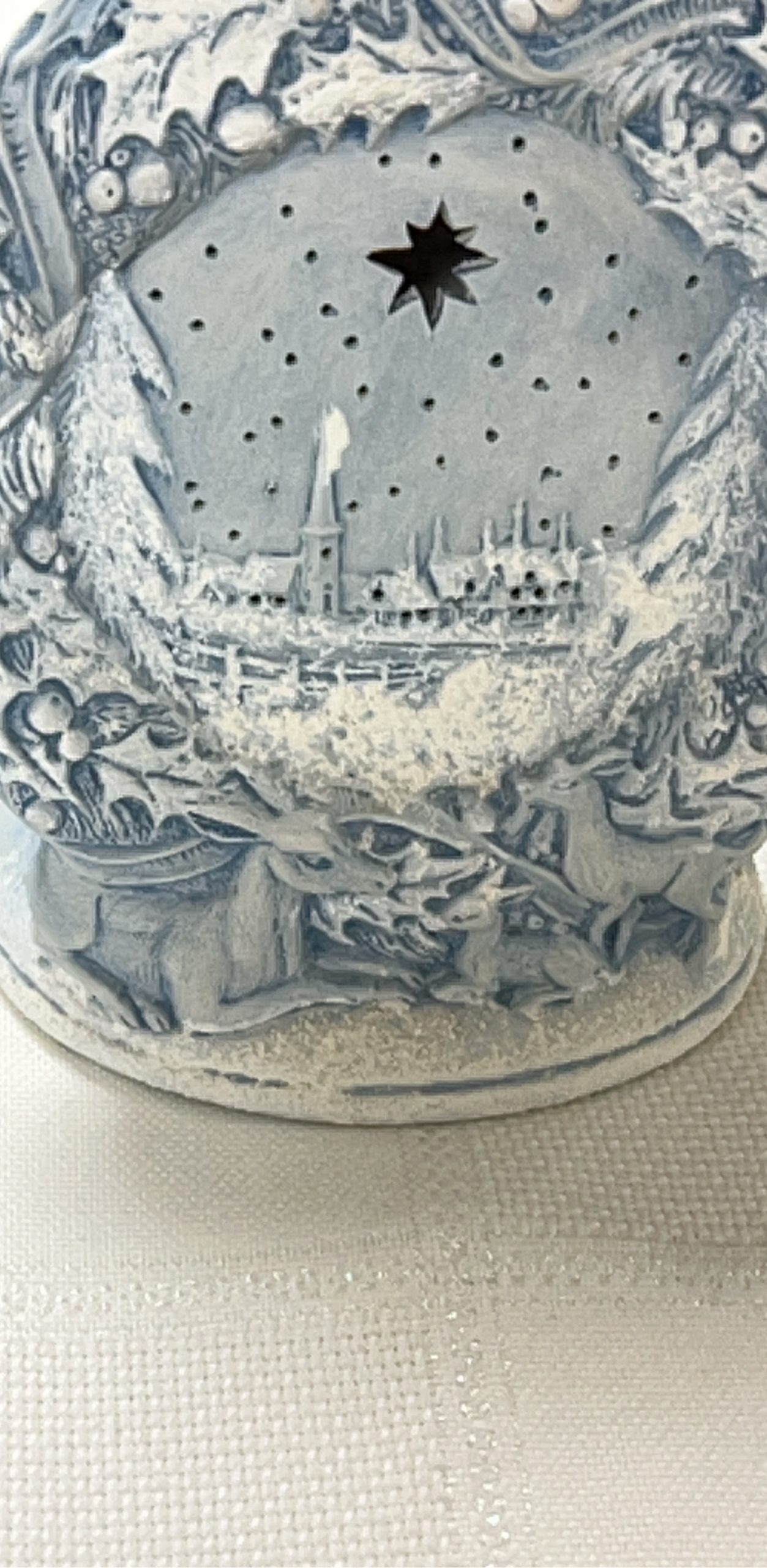 Ceramic Blue & White Vintage Electric Table Lamp with Holiday Design image 3