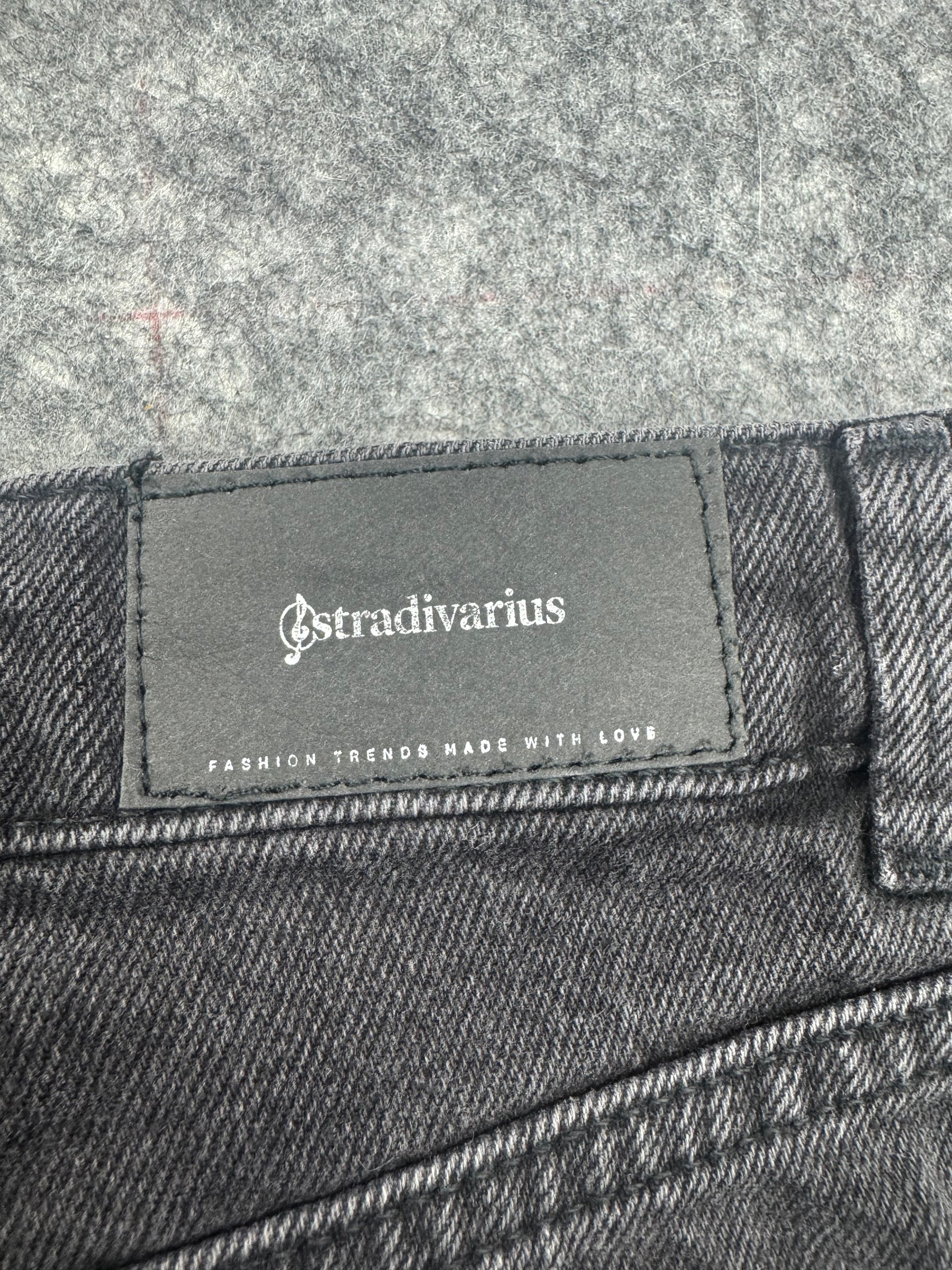 Stradivarius Black Long Straight Fit Jeans W32 UK 4 image 2