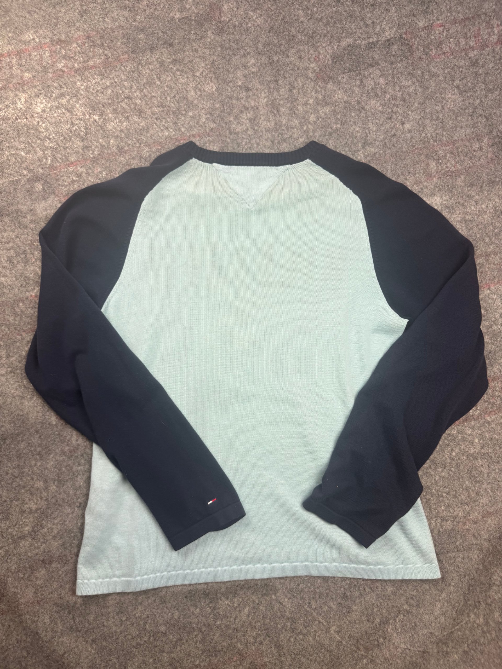 Tommy Hilfiger Light Blue & Navy Raglan Knit Jumper Men’s M image 2