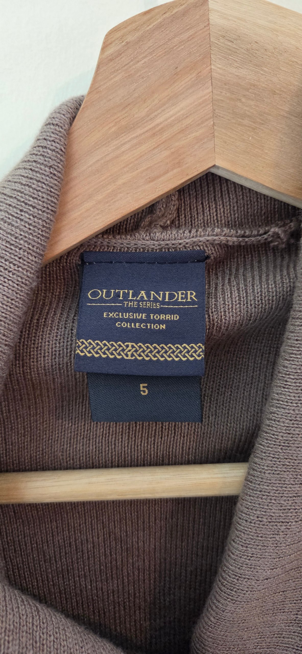 OUTLANDER TORRID Fringe Buckle Knit Cardigan Coat Claire Fraser Taupe Plus Size 5 / 5X image 2