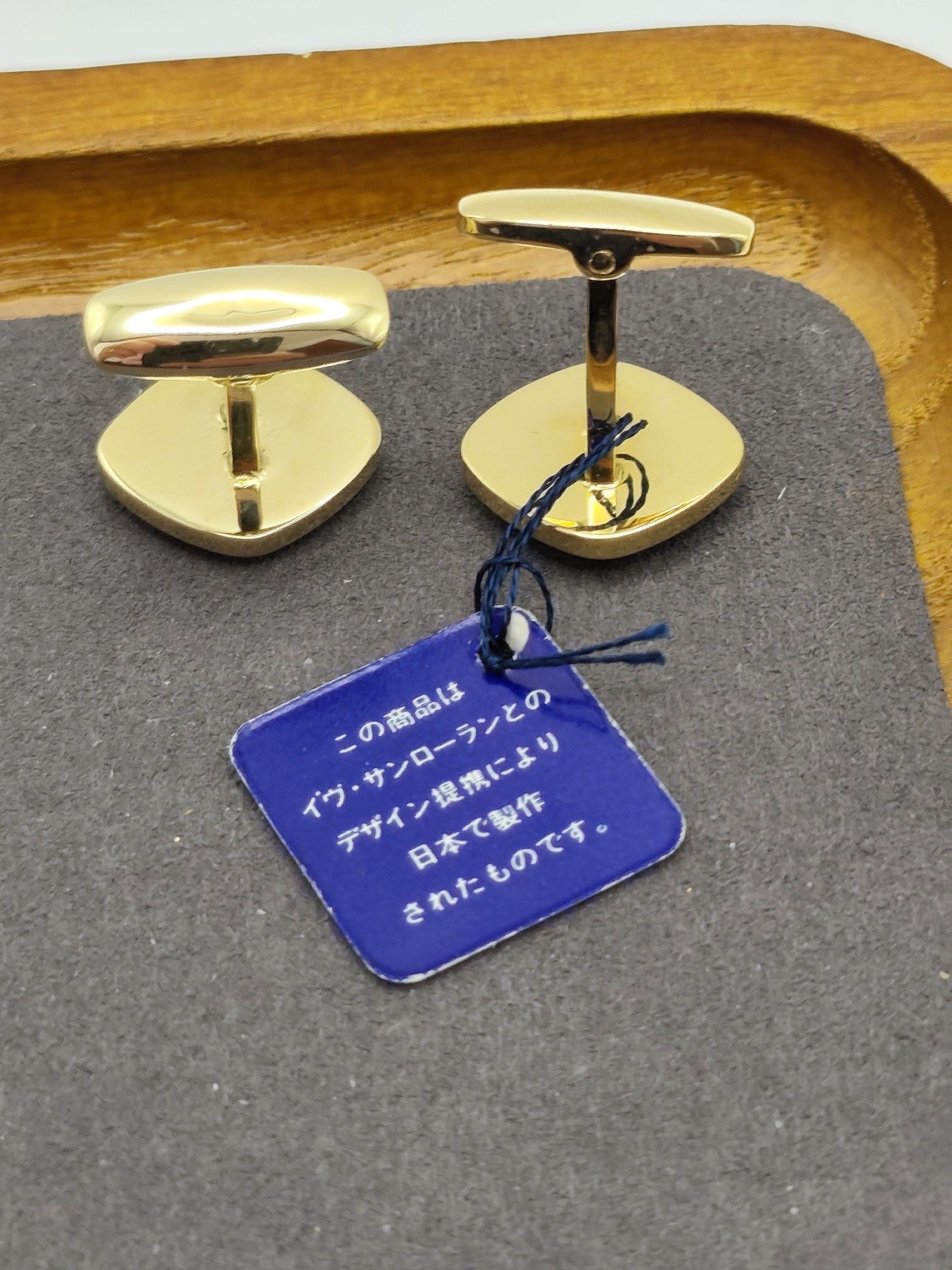 Yves Saint Laurent Men's Black & Gold Cufflinks & Tie Clip Set image 9