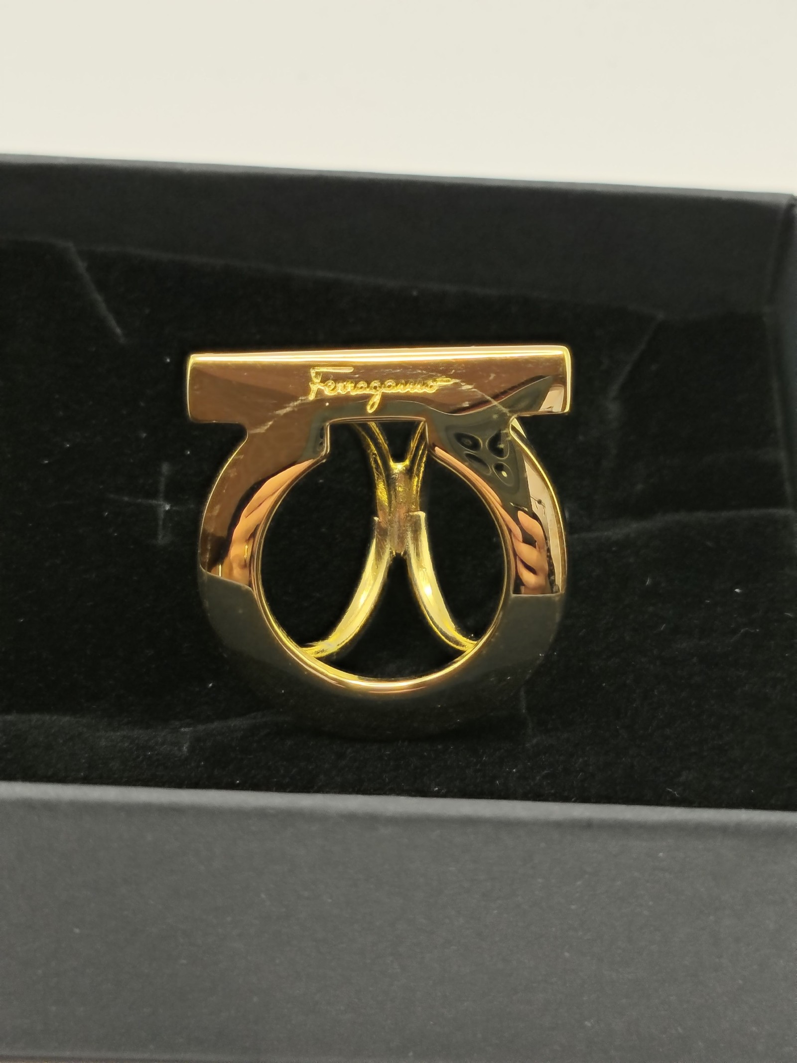 Salvatore Ferragamo Scarf Ring image 2