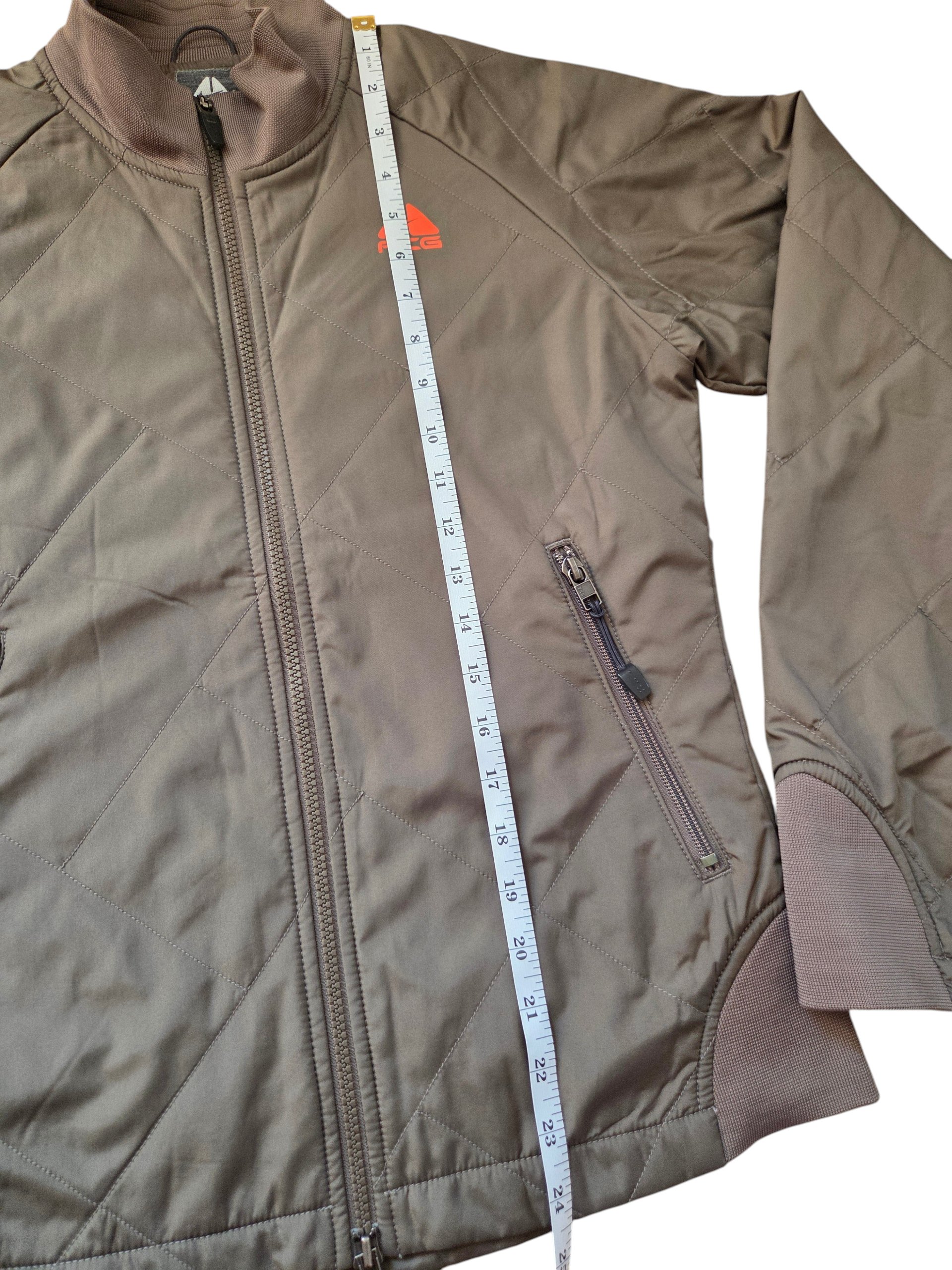 Nike ACG Thermal Layer 2 Women’s Quilted Jacket Taupe Brown Orange Size S image 3