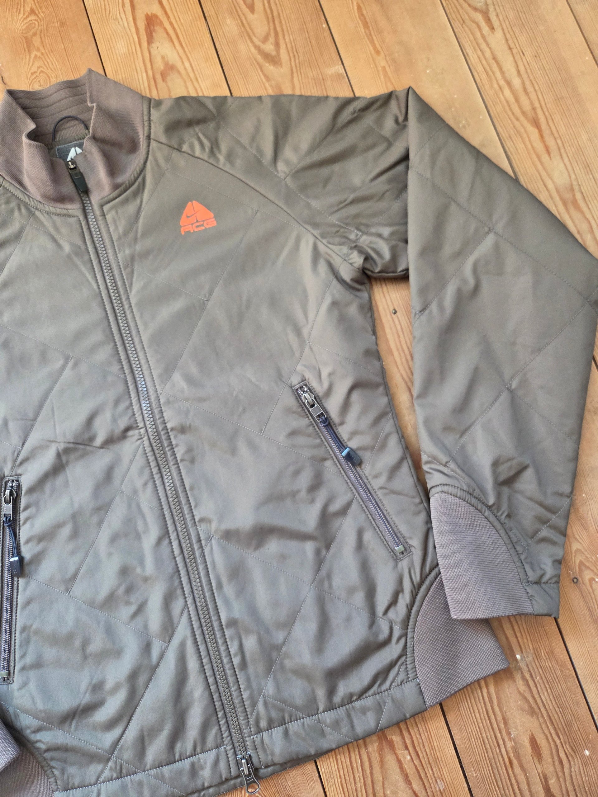 Nike ACG Thermal Layer 2 Women’s Quilted Jacket Taupe Brown Orange Size S image 8