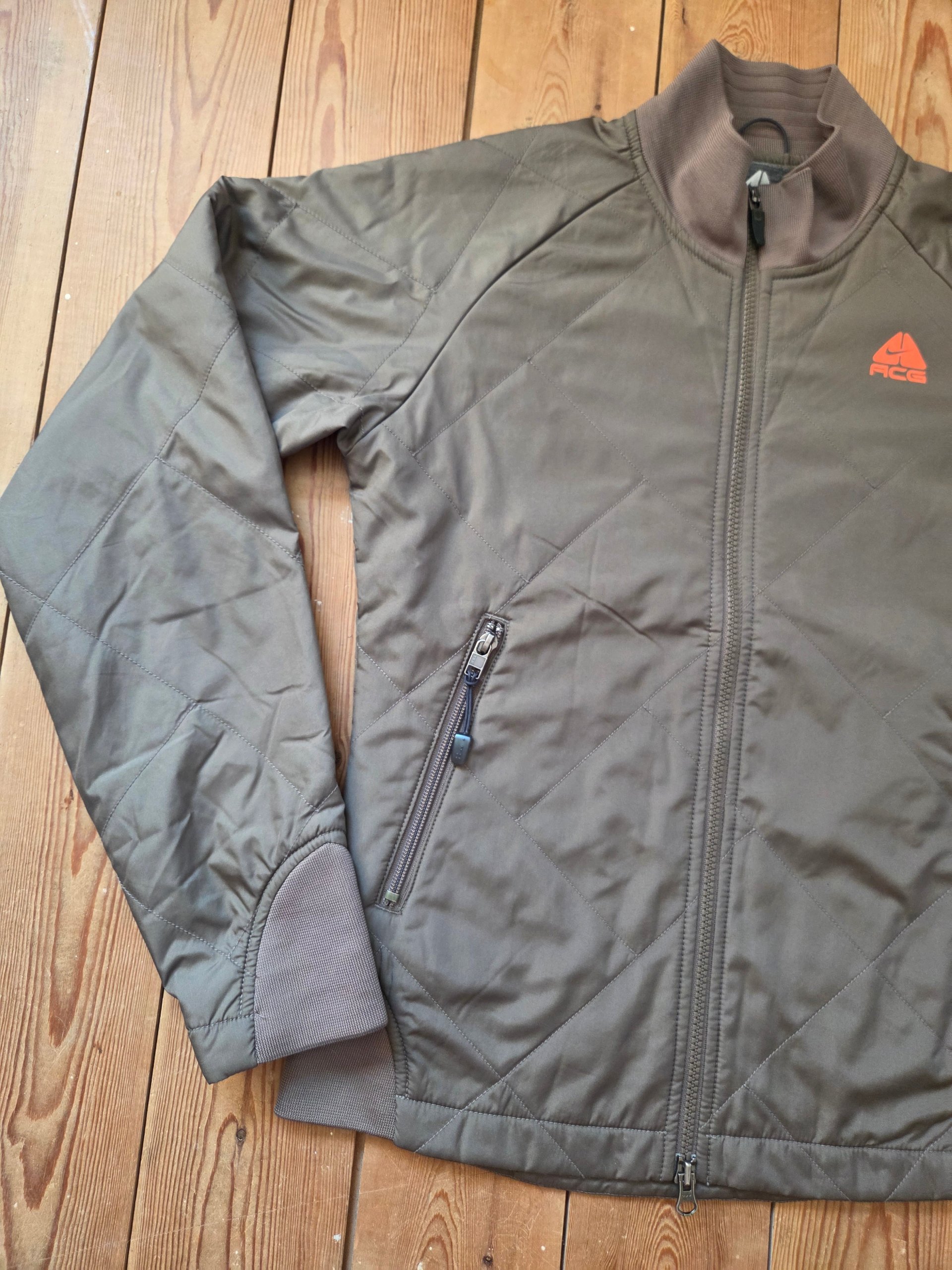 Nike ACG Thermal Layer 2 Women’s Quilted Jacket Taupe Brown Orange Size S image 9
