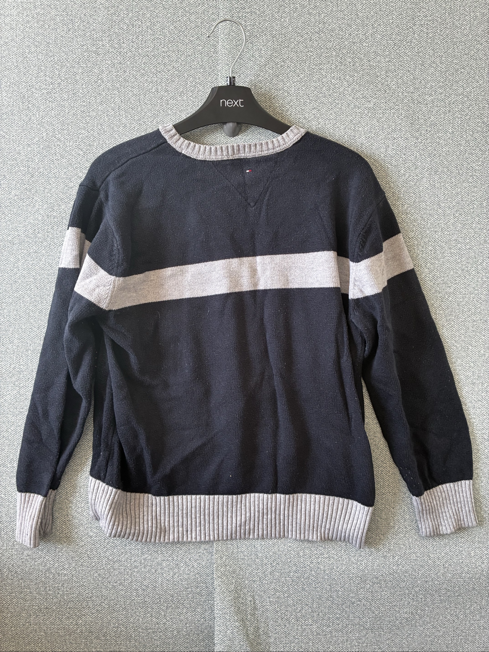 Tommy Hilfiger Black & Beige Striped V-Neck Sweater 14 image 4