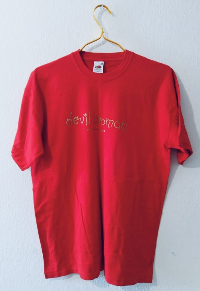 Fruit of the Loom Red Devil Woman Graphic T-Shirt Medium Cotton