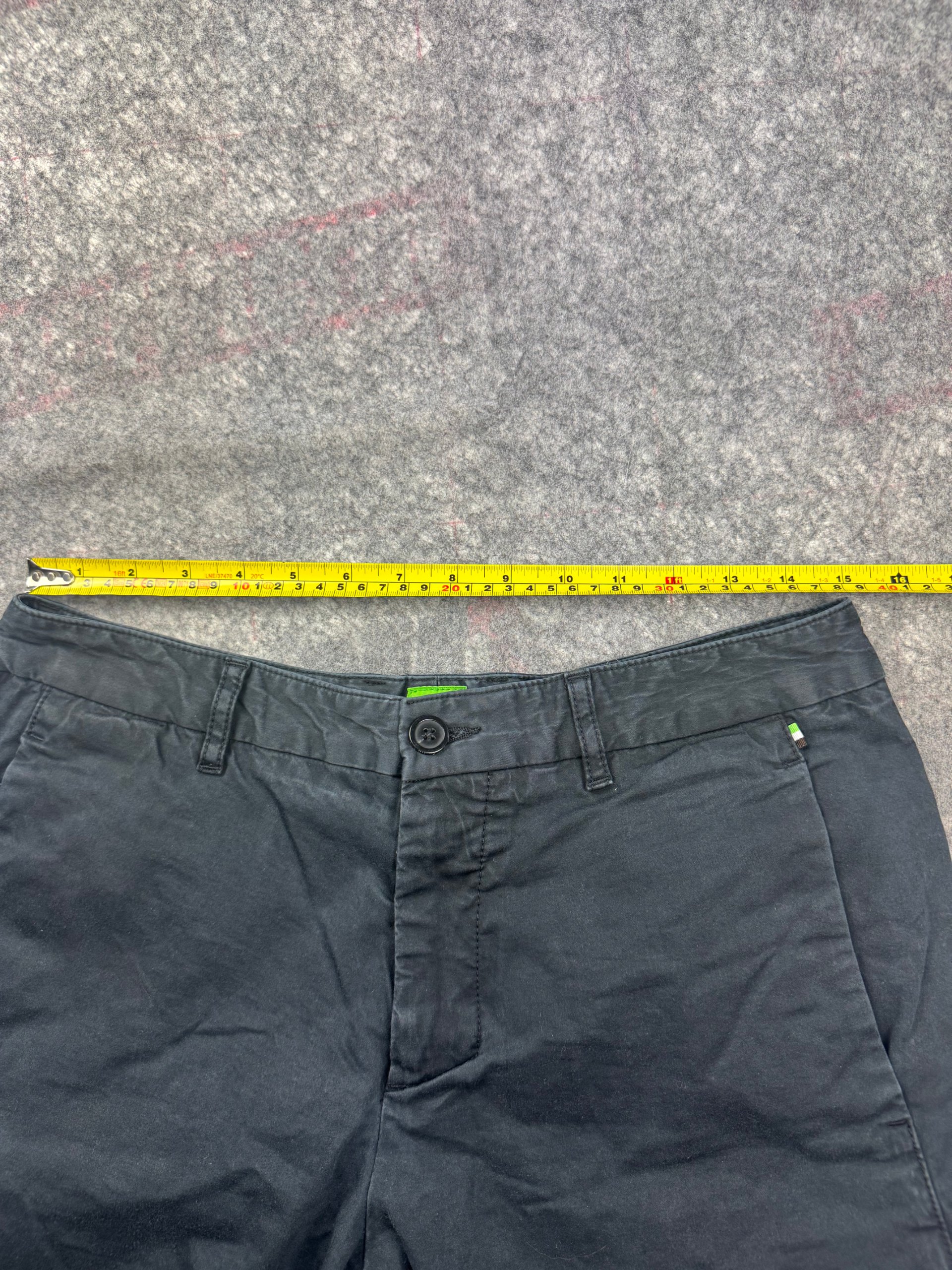 Hugo Boss Black Cotton Chino Shorts Mens UK 30 Regular Fit image 5