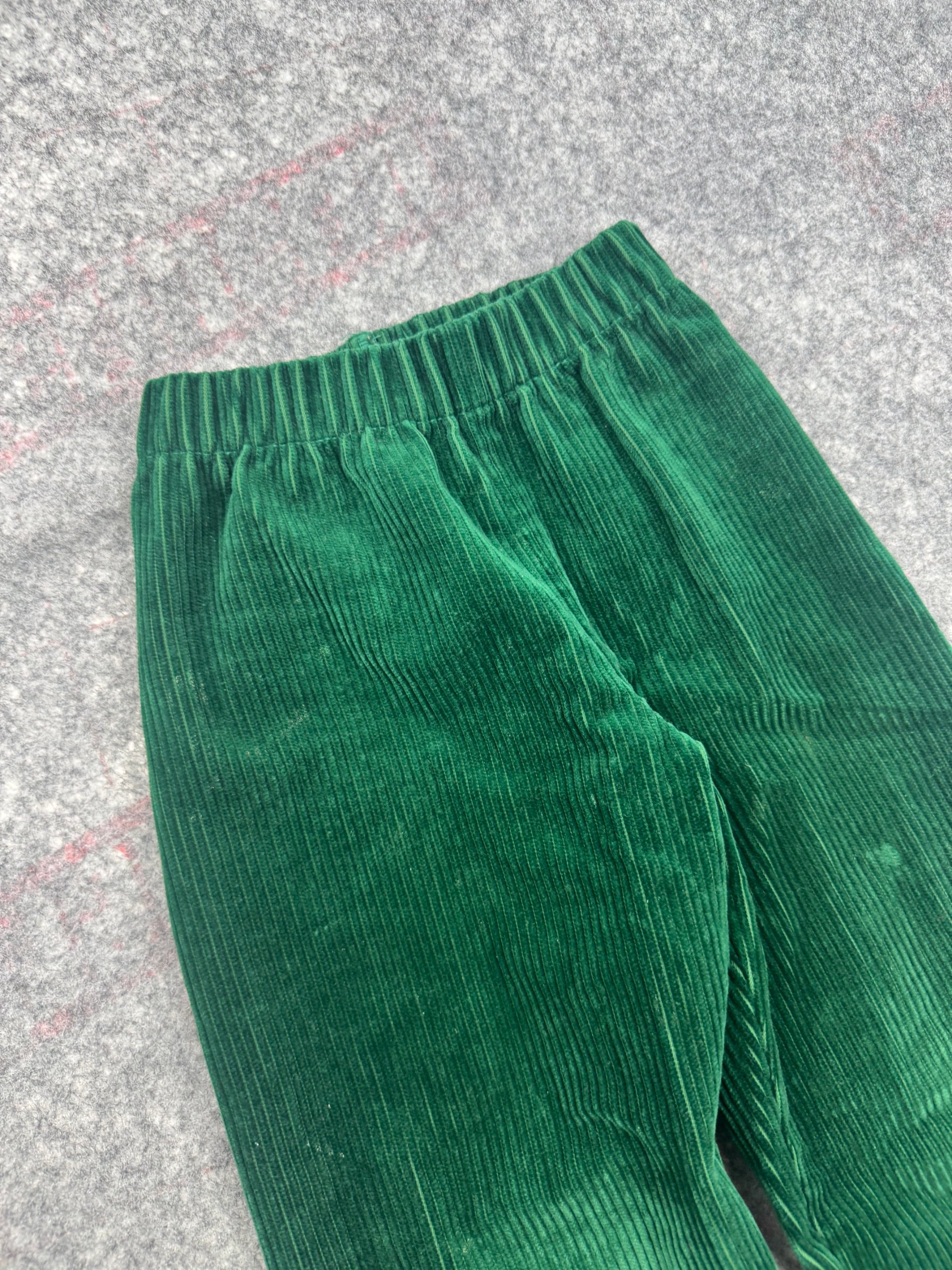 St Michael Marks & Spencer Green Corduroy Pinafore Trousers Kids Age 5 / Waist 21in image 2