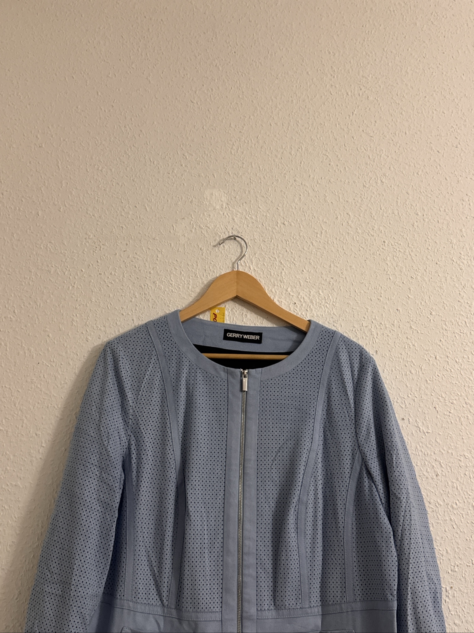 Gerry Weber Women's Light Blue Perforated Zip Jacket Medium image 5