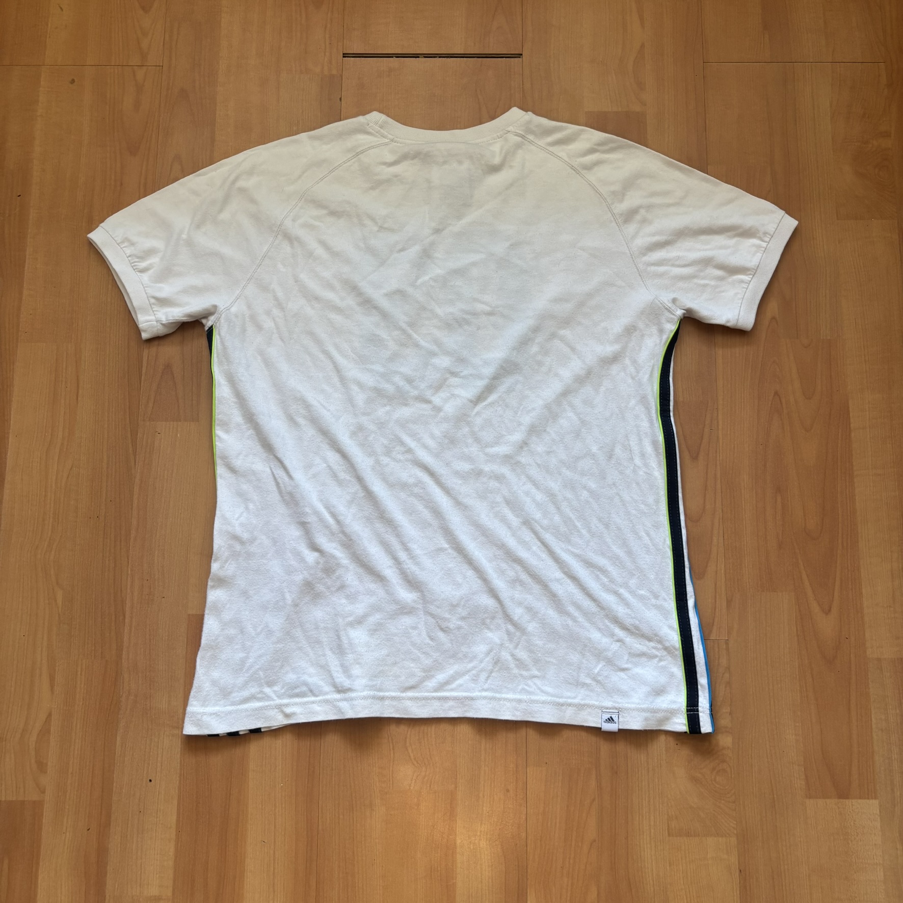 Adidas White & Blue Men's Graphic T-Shirt Medium Impossible Is Nothing image 3