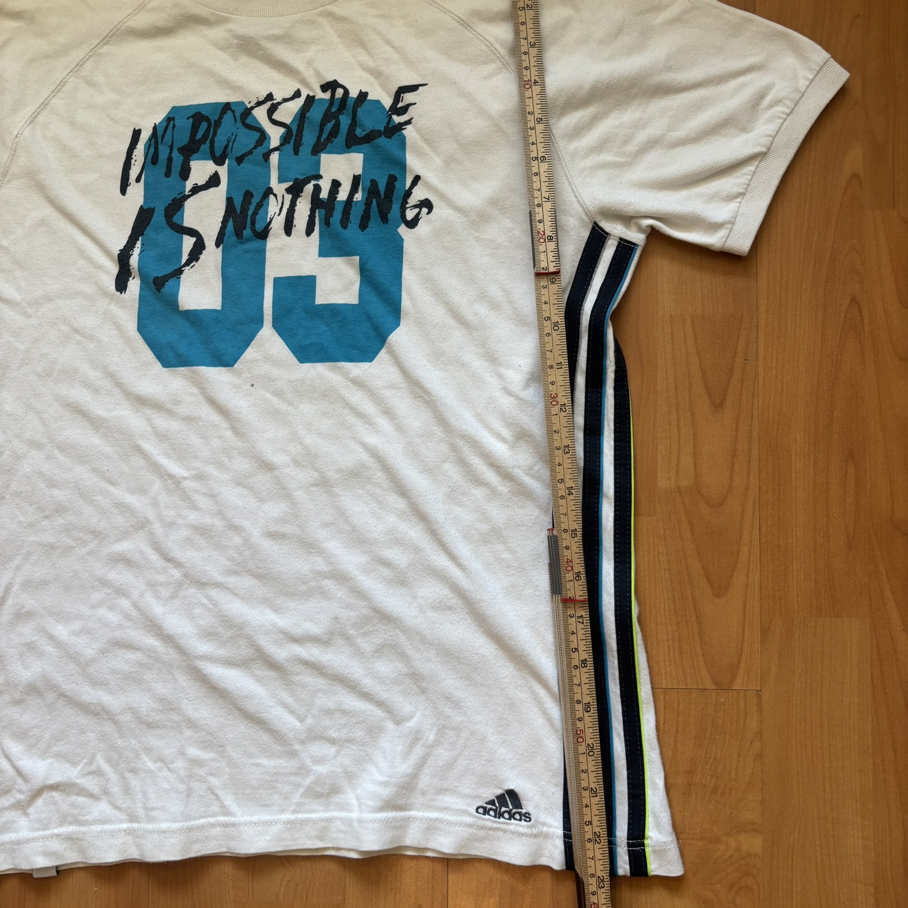 Adidas White & Blue Men's Graphic T-Shirt Medium Impossible Is Nothing image 5