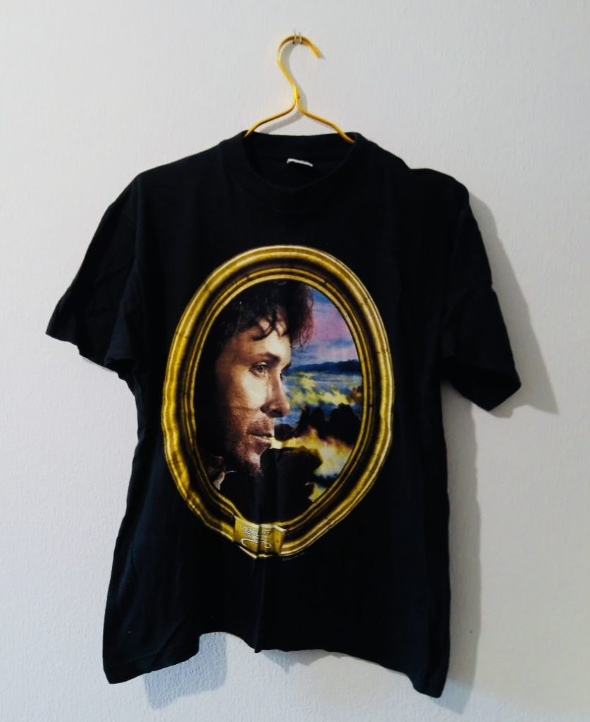 Bnwot Cliff Richard Black Tour T-Shirt M Heathcliff Frame Print All seasons