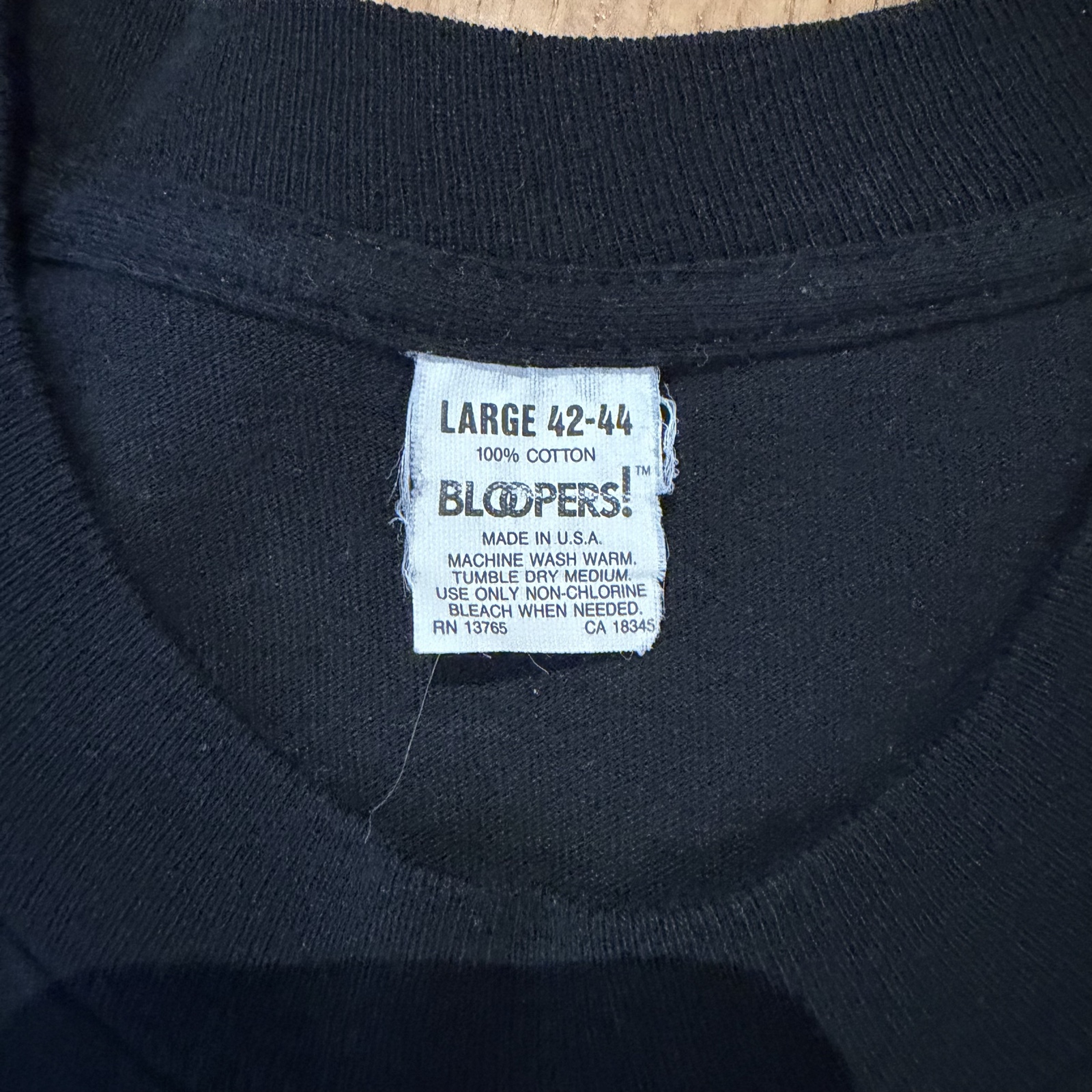 Bloopers! Black Las Vegas Print Cotton T-Shirt Large 42-44 image 3