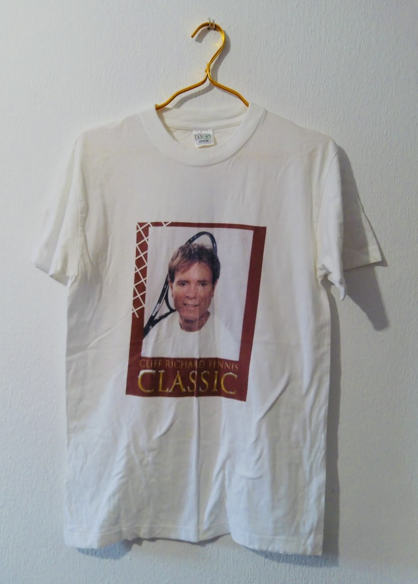 Bnwot Men’s Cliff Richard White Tennis Classic Graphic T-Shirt Large All Seasons Outwear Indoors Outdoors Casual