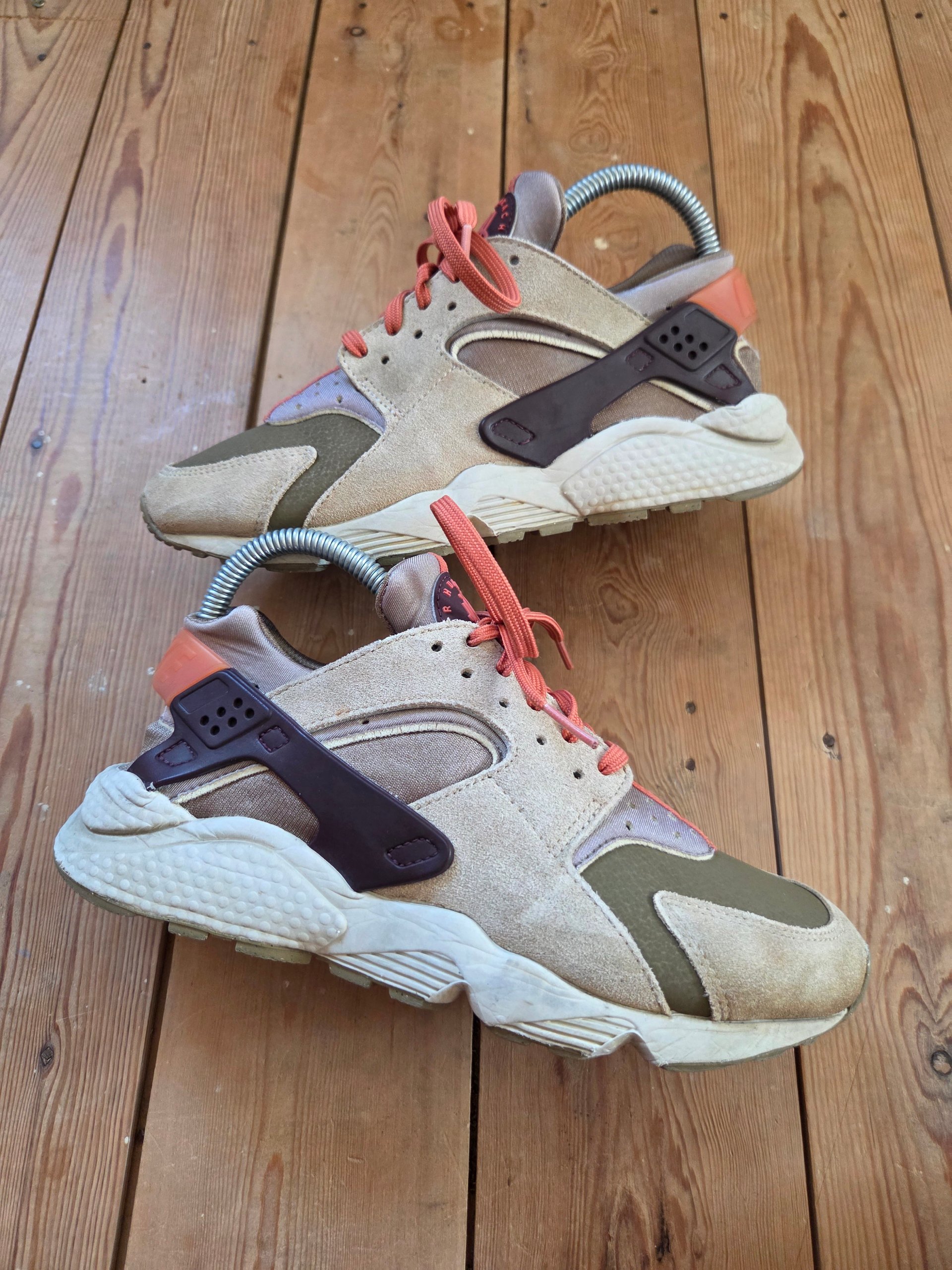 Nike Air Huarache SP ‘Madder Root’ Women’s UK 5 Khaki Burgundy DQ9319-200