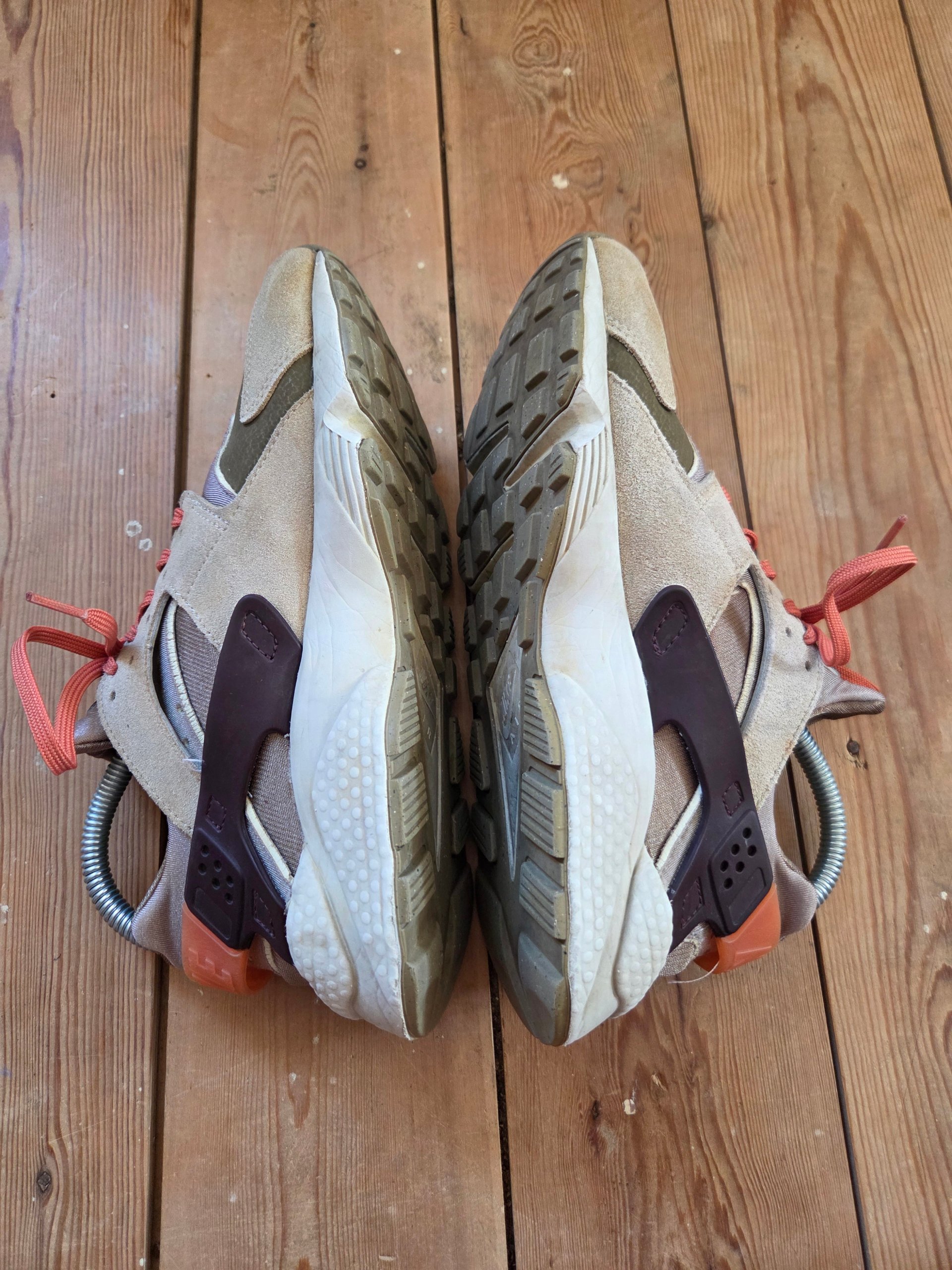 Nike Air Huarache SP ‘Madder Root’ Women’s UK 5 Khaki Burgundy DQ9319-200 image 8