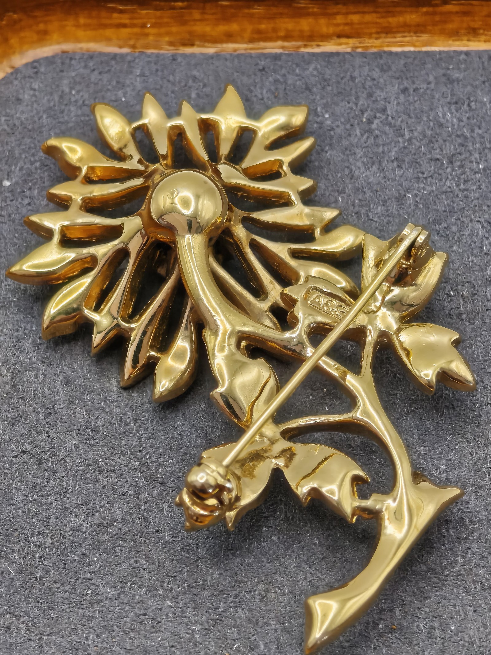 A&SR Gold-tone Floral Brooch with Clear Rhinestones Women image 4