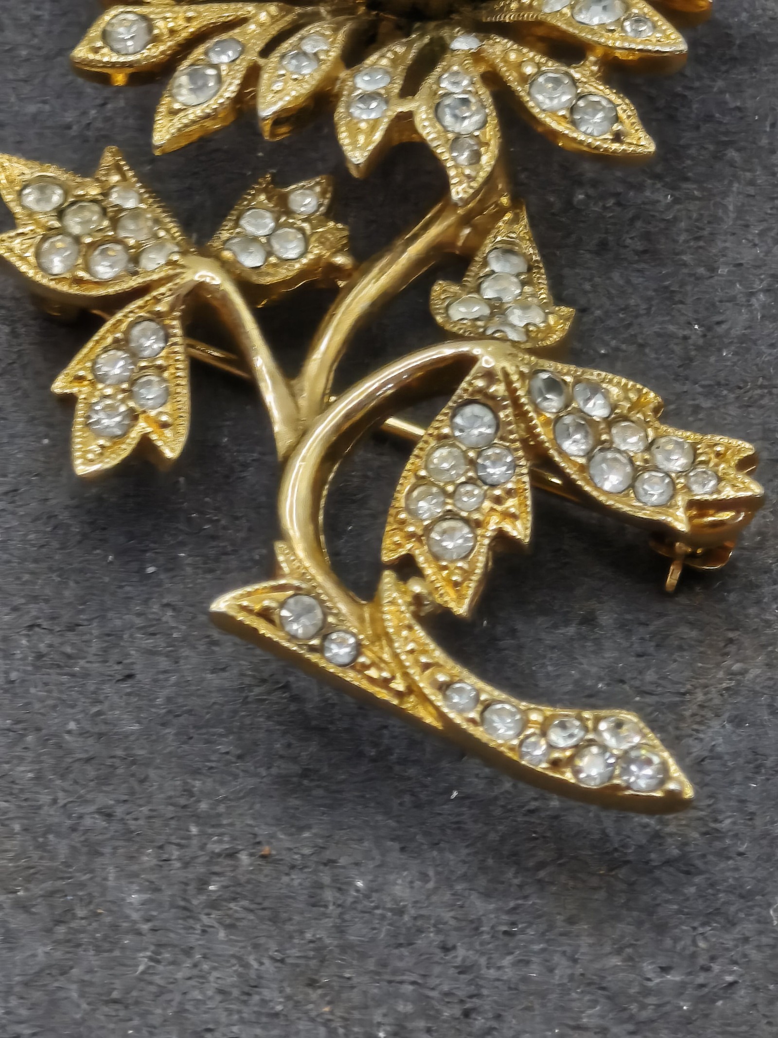 A&SR Gold-tone Floral Brooch with Clear Rhinestones Women image 8