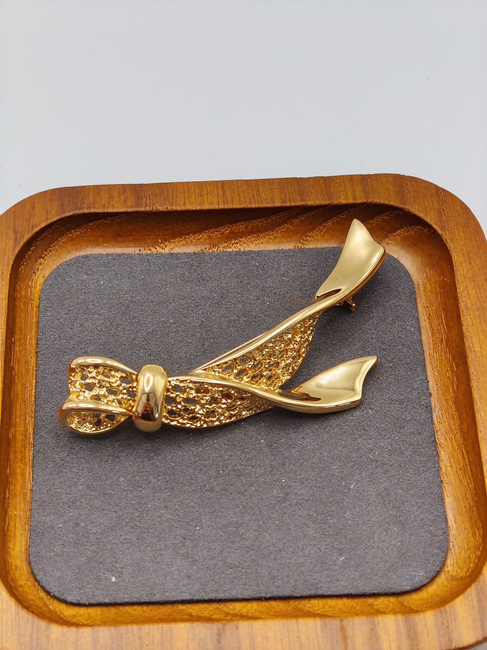 Balmain Gold Tone Textured Bow Brooch Pin image 3