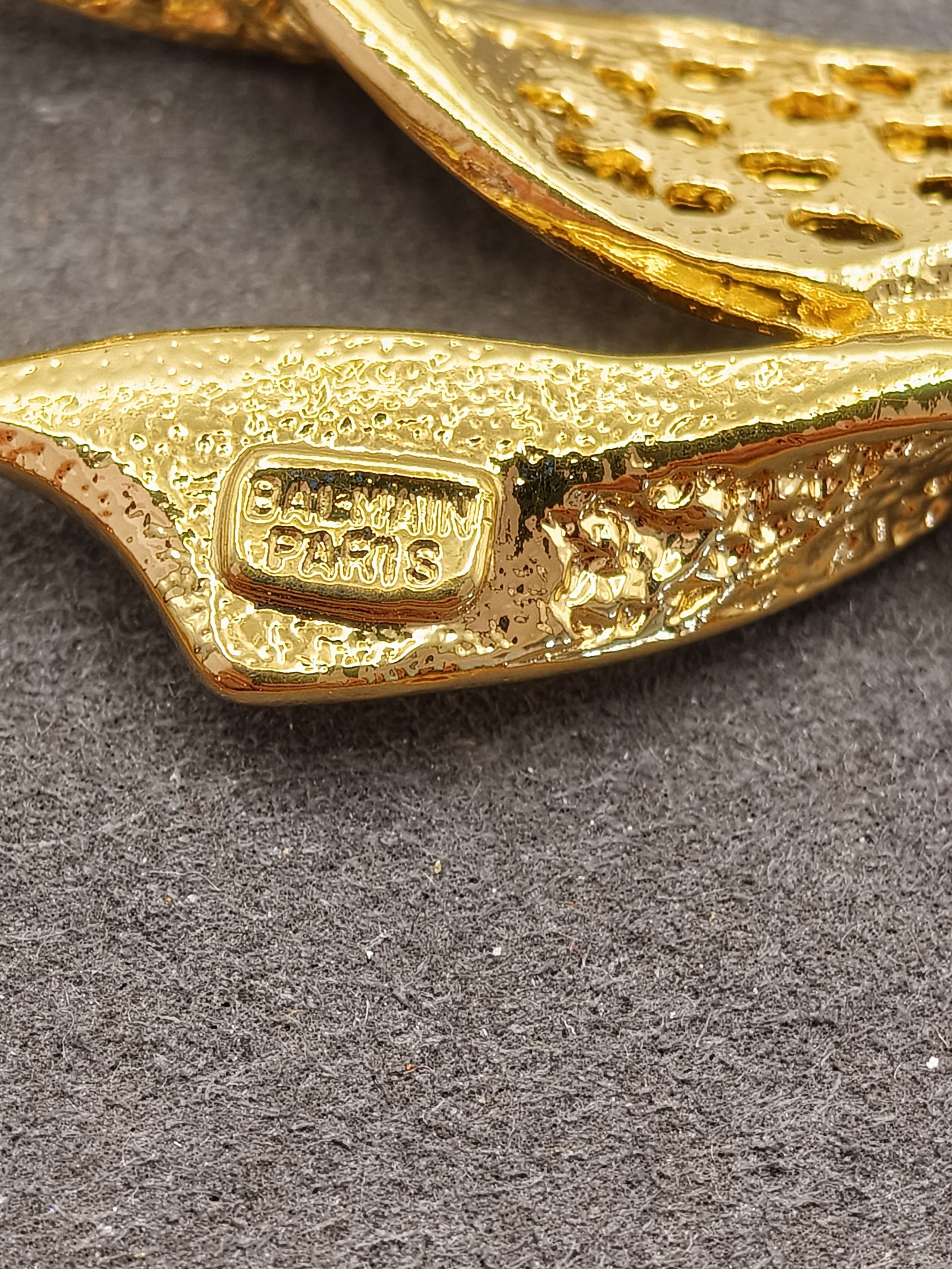 Balmain Gold Tone Textured Bow Brooch Pin image 7