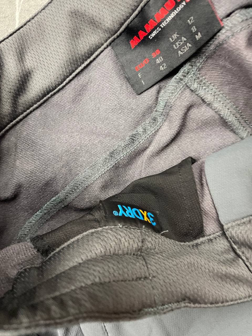 Mammut Grey Softshell Outdoor Trousers UK 12 image 4