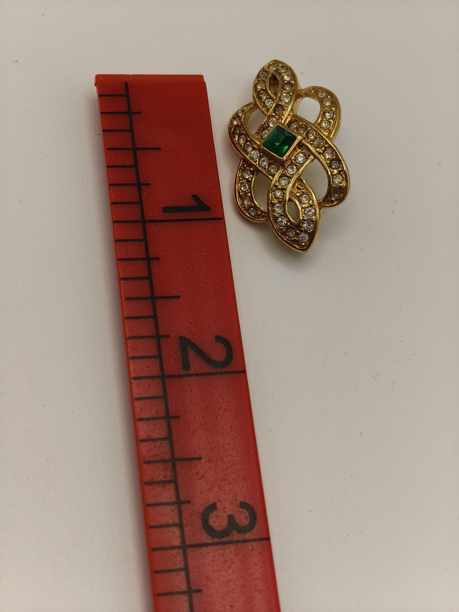 Gold Tone & Green Crystal Brooch Pin 3 cm Vintage Style image 3