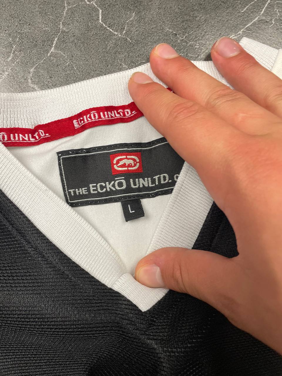 Ecko Unltd Black & White Graphic T-Shirt Large image 3