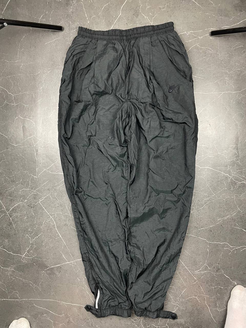 Nike Black Nylon Lined Track Pants Medium Elastic Waist image 2