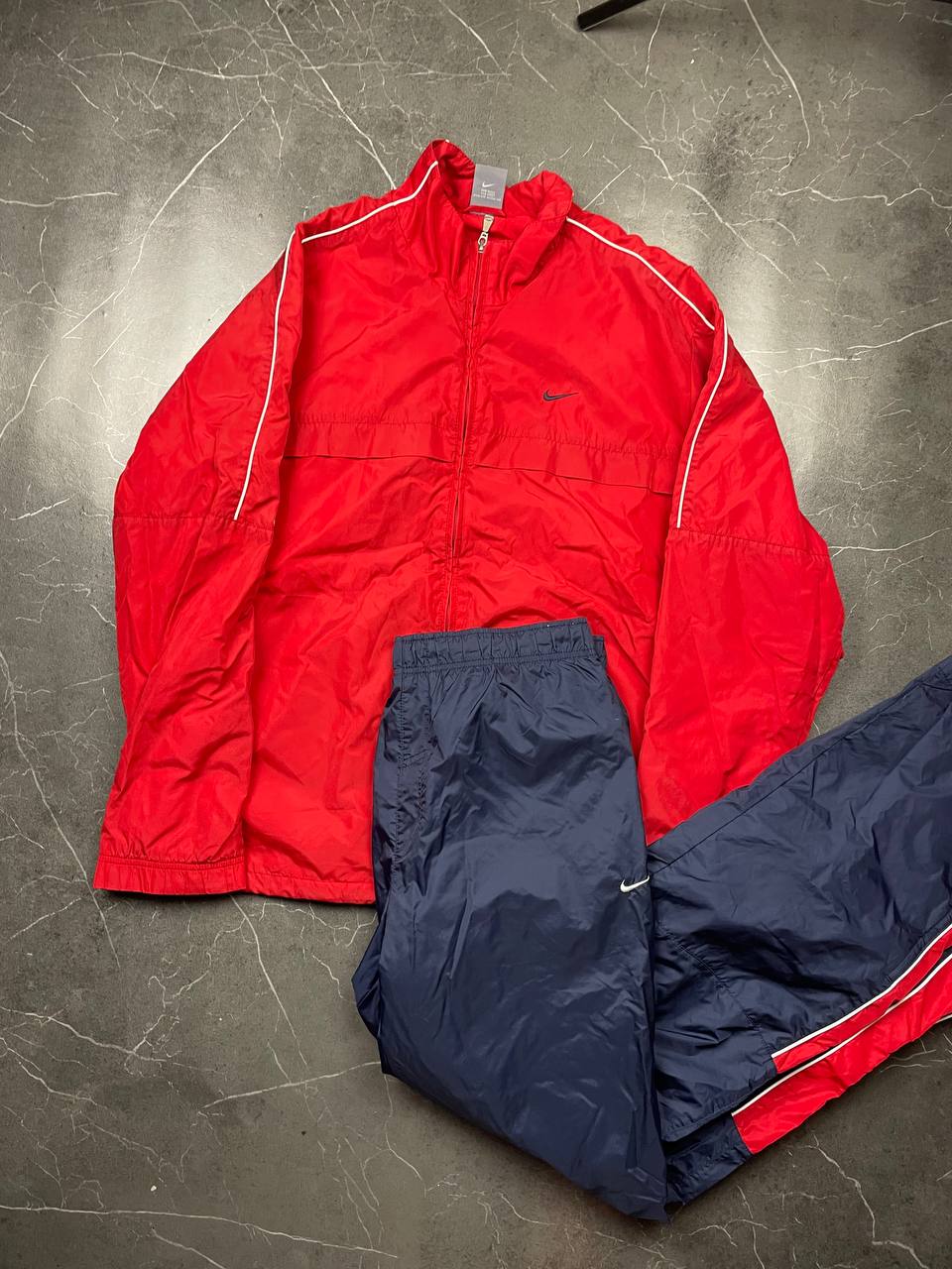 Nike Red & Navy Men's XL Tracksuit Jacket & Pants