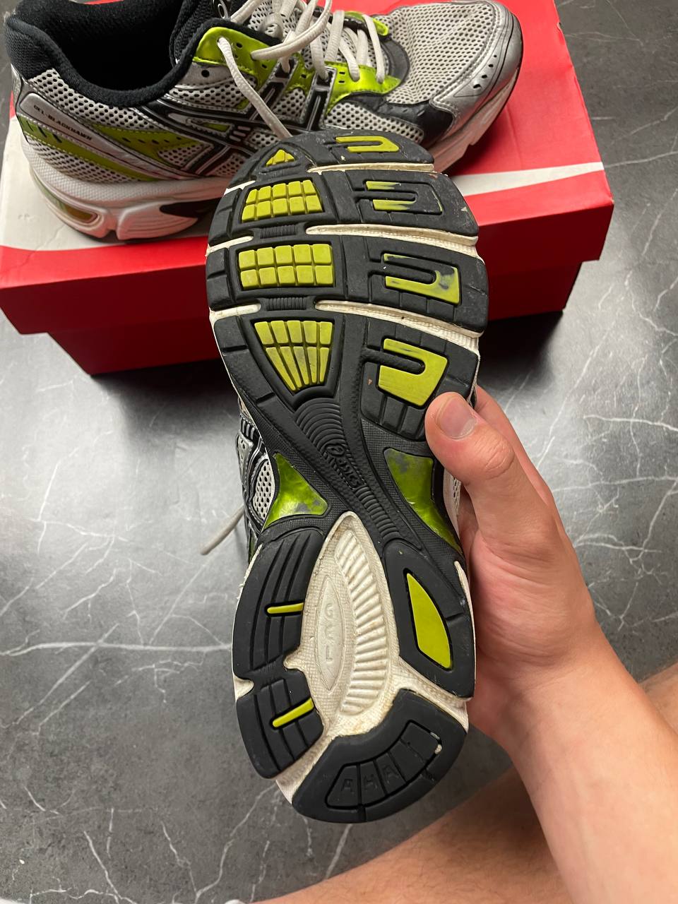Asics White, Black & Lime Green Running Trainers US 8 image 5