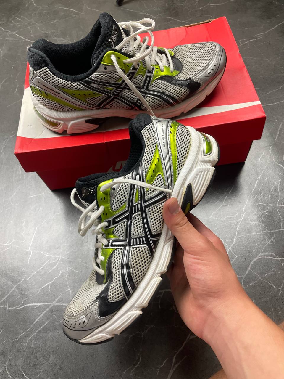 Asics White, Black & Lime Green Running Trainers US 8 image 6