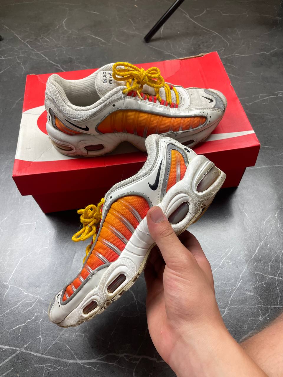Nike White & Orange Air Max Tailwind IV US 7.5 Sneakers image 8