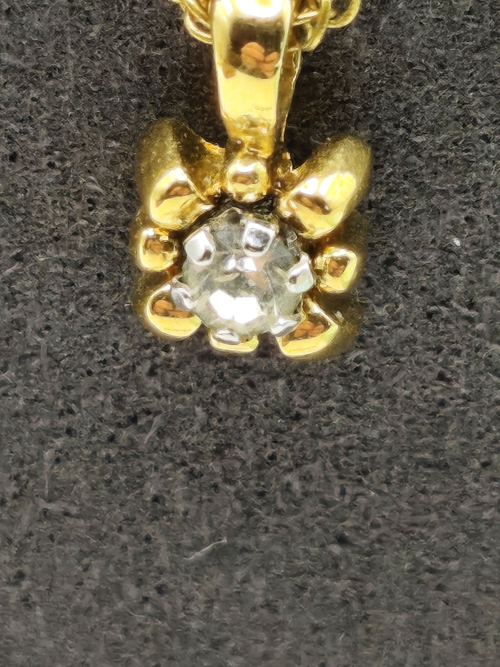 Nina Ricci Gold Tone Crystal Pendant Necklace image 6