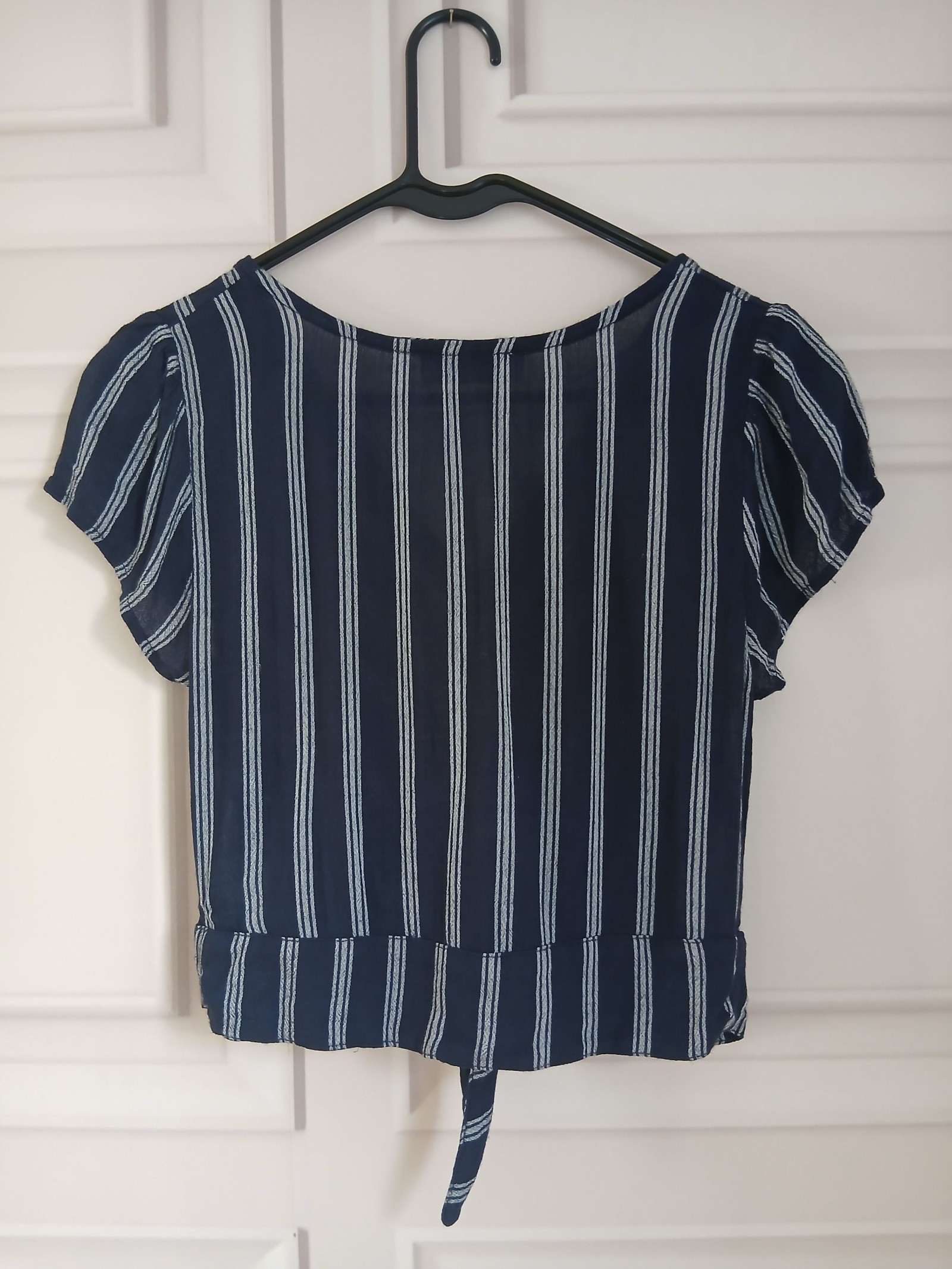 Hollister Navy & White Stripe Tie-Front Crop Top Small image 2