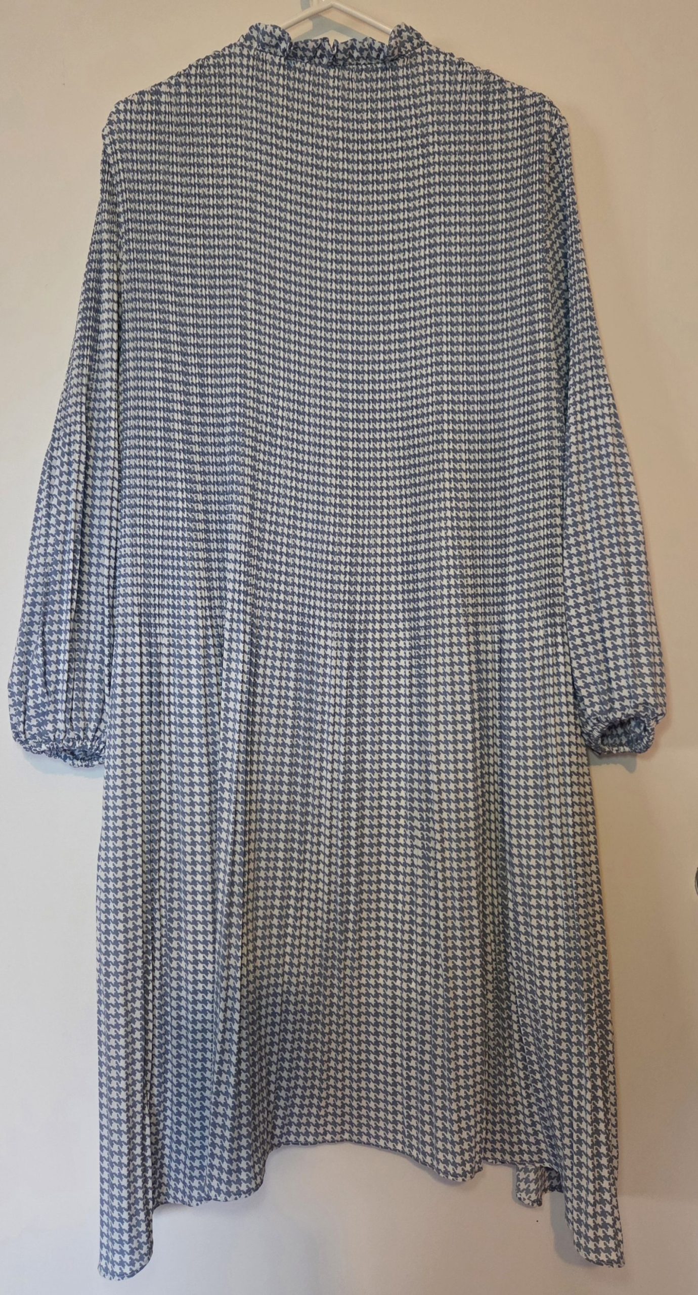 Chalice Blue & White Houndstooth Women's Dress Medium Ruffle Collar image 3